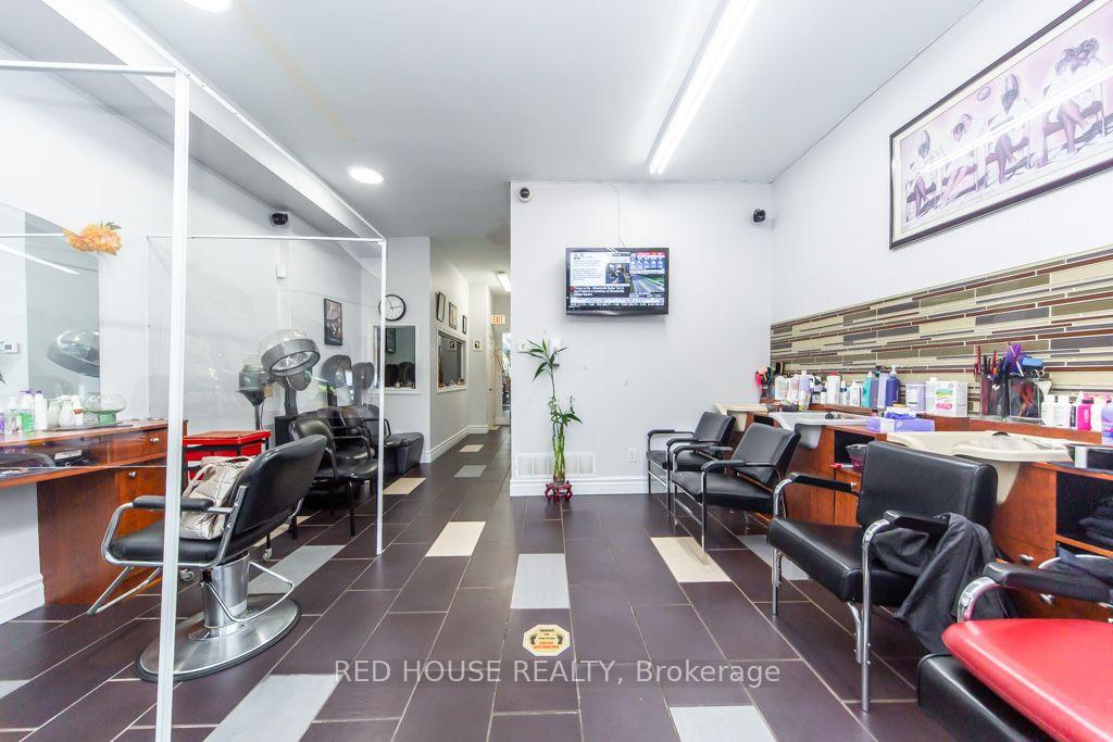 Photo 12 of 1533 O'Connor Drive, Toronto, O'Connor-Parkview — HOMEH