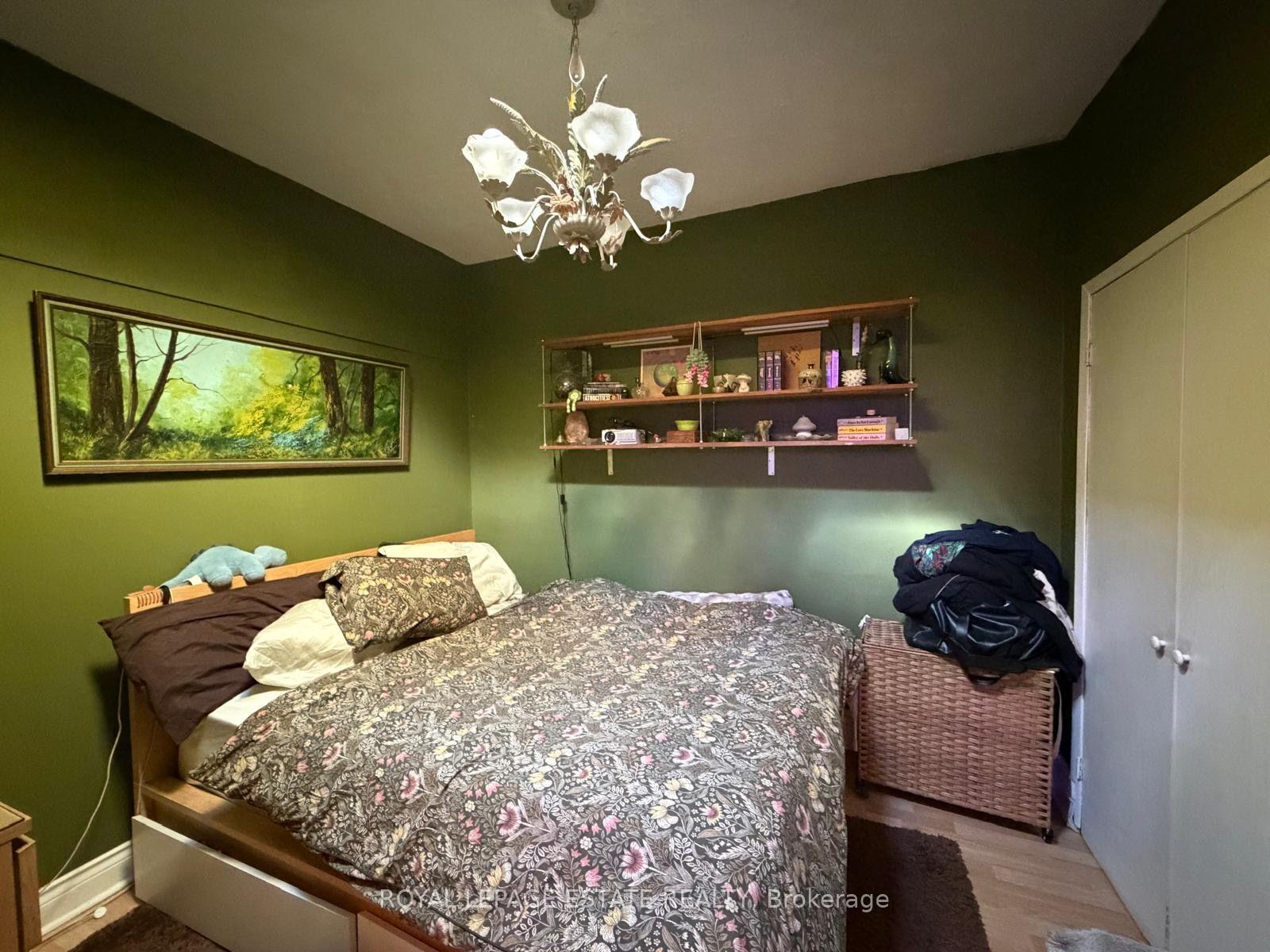 Photo 19 of 1562 Queen Street E, Toronto, Greenwood-Coxwell — HOMEH