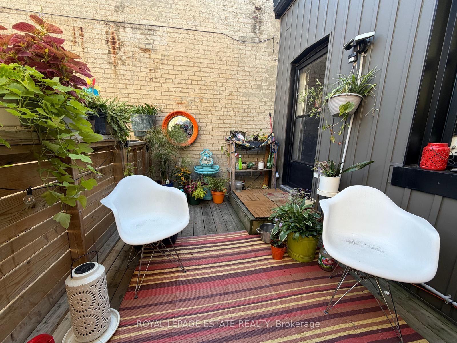 Photo 24 of 1562 Queen Street E, Toronto, Greenwood-Coxwell — HOMEH