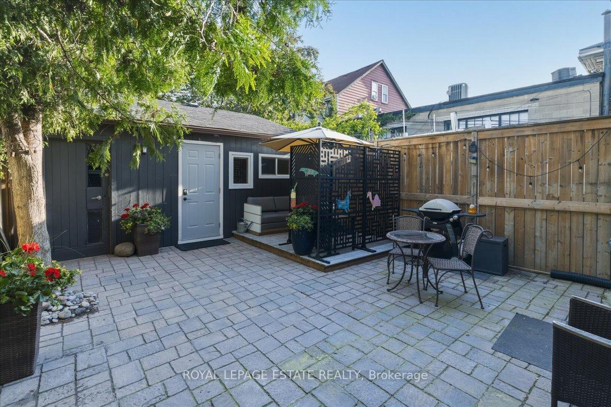 Photo 4 of 1398 Queen Street E, Toronto, Greenwood-Coxwell — HOMEH