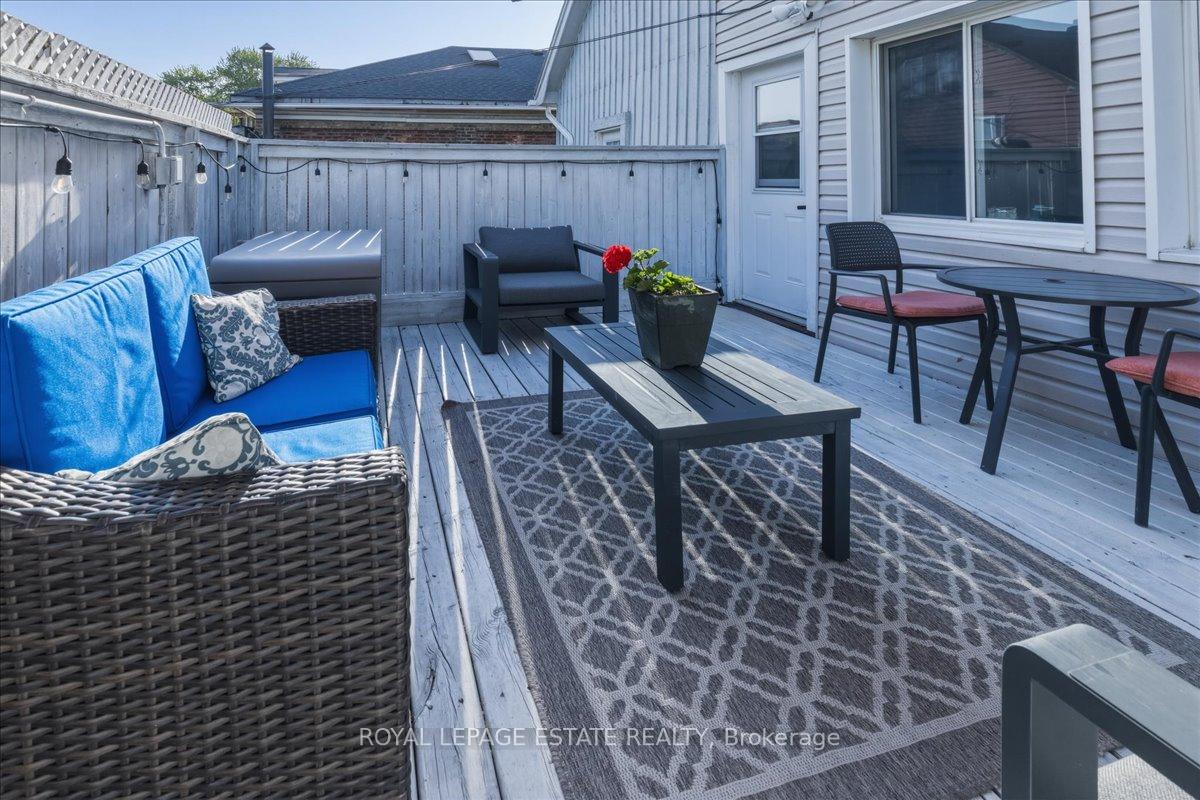 Photo 15 of 1398 Queen Street E, Toronto, Greenwood-Coxwell — HOMEH