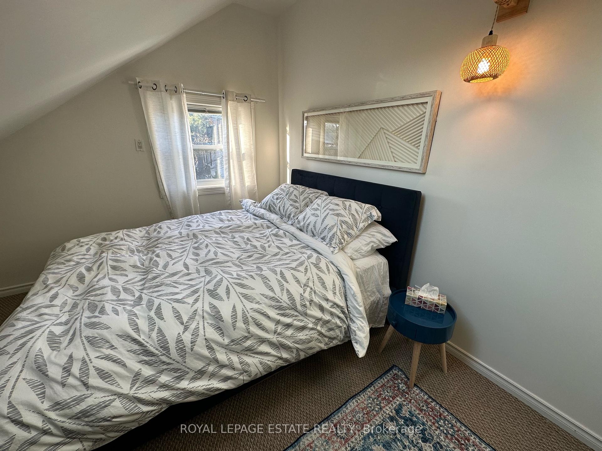 Photo 35 of 1398 Queen Street E, Toronto, Greenwood-Coxwell — HOMEH