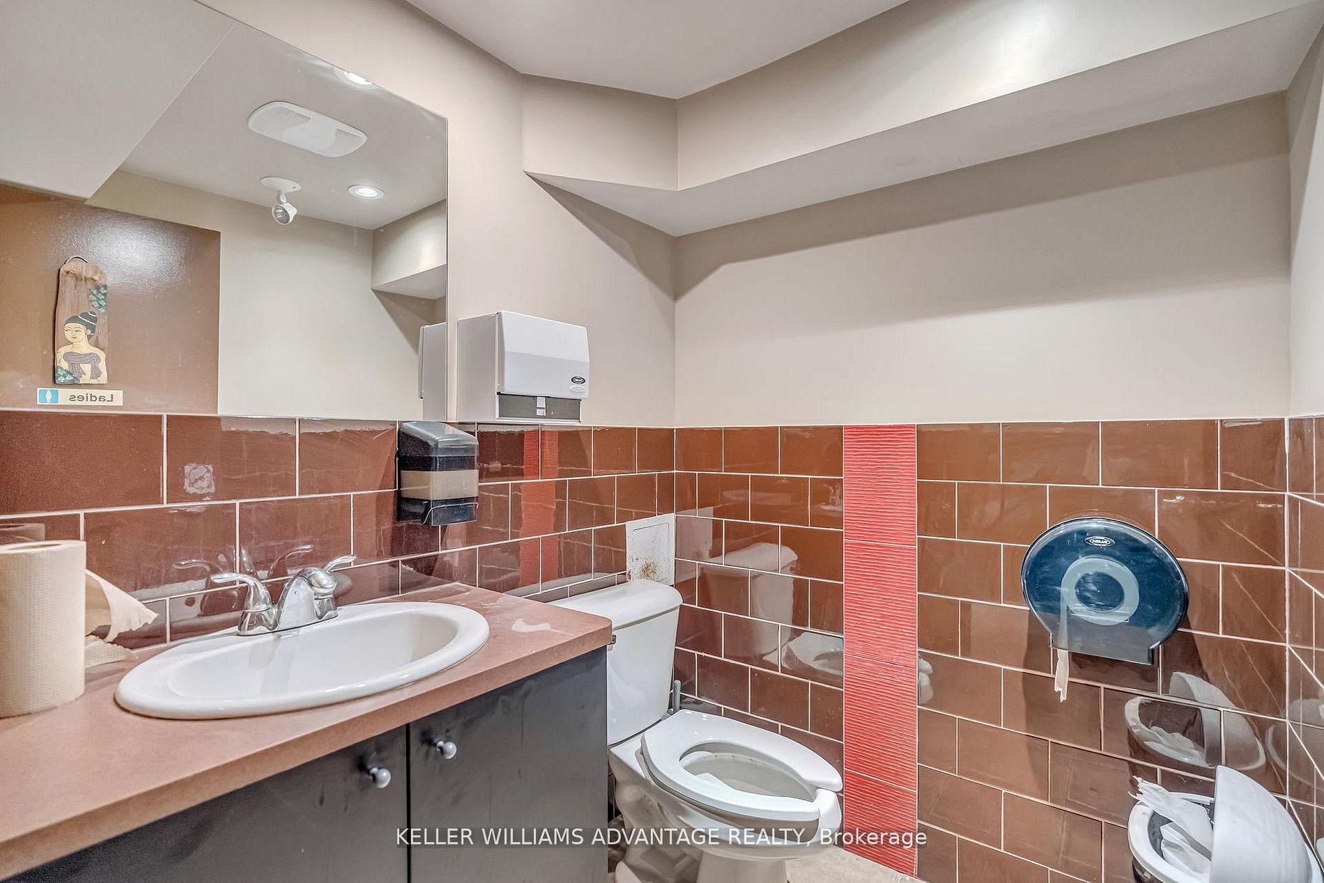 Photo 18 of 471 Danforth Avenue, Toronto, North Riverdale — HOMEH