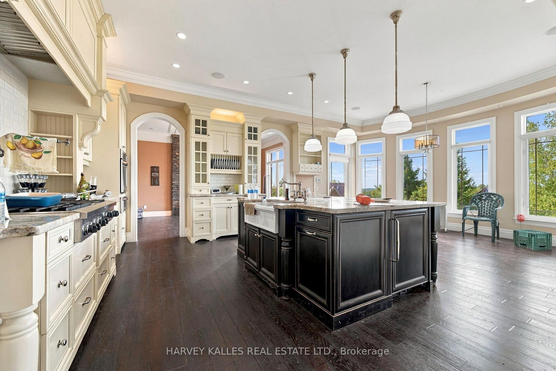 Photo 12 of 7472 Ashburn Road, Whitby, Rural Whitby — HOMEH
