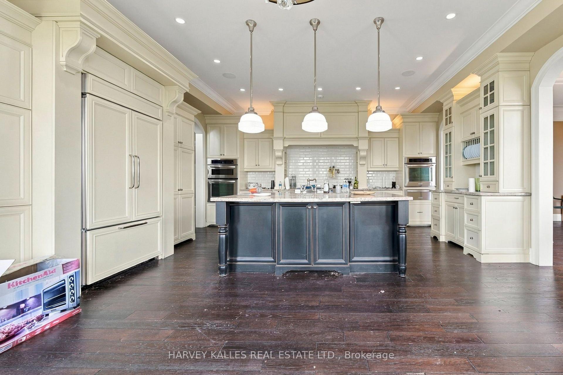 Photo 14 of 7472 Ashburn Road, Whitby, Rural Whitby — HOMEH