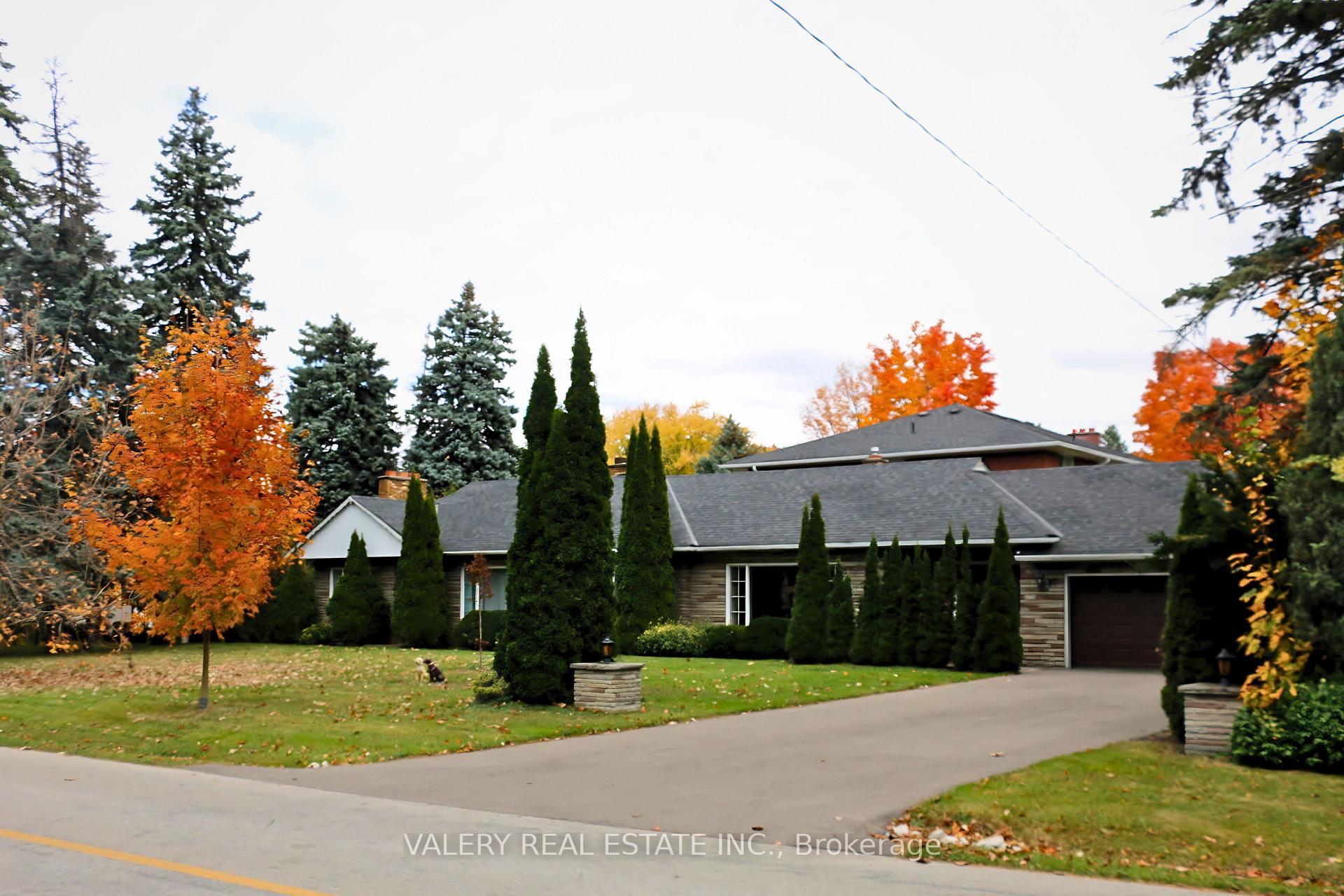 Photo of 87 Cedar Brae Boulevard SE