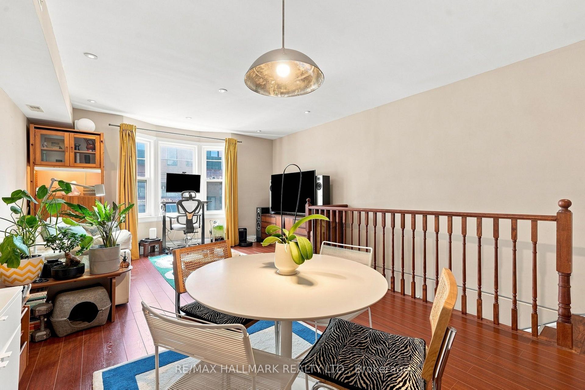 Photo 26 of 1568 Queen Street E, Toronto, Greenwood-Coxwell — HOMEH