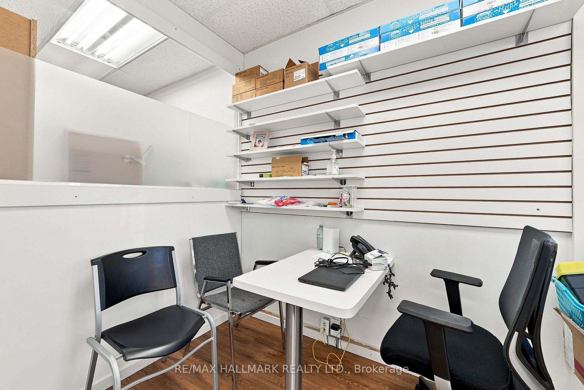 Photo 13 of 1485 Gerrard Street E, Toronto, Greenwood-Coxwell — HOMEH