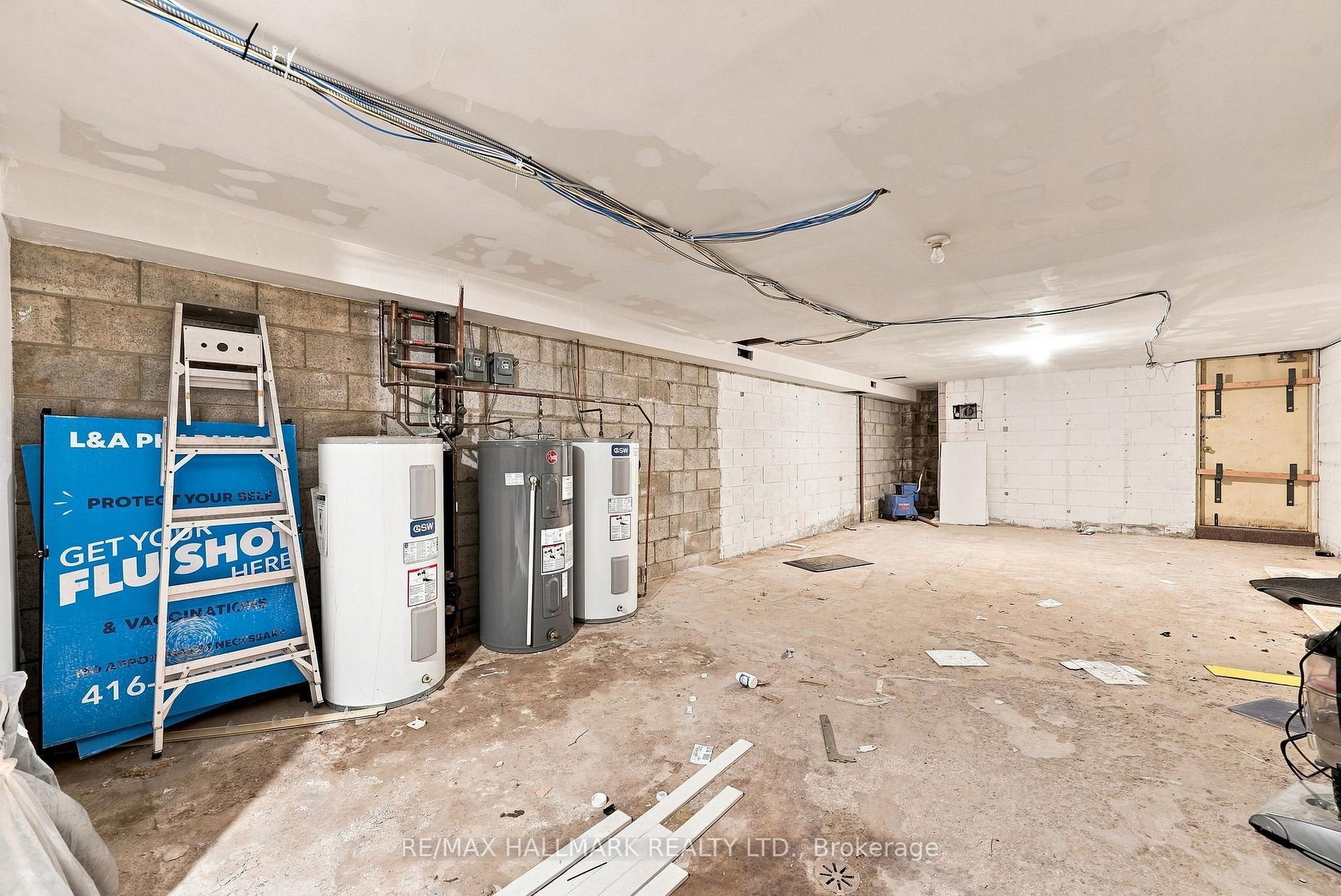 Photo 28 of 1485 Gerrard Street E, Toronto, Greenwood-Coxwell — HOMEH