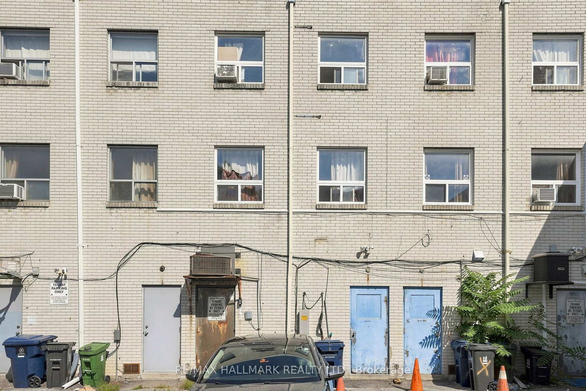 Photo 34 of 1485 Gerrard Street E, Toronto, Greenwood-Coxwell — HOMEH