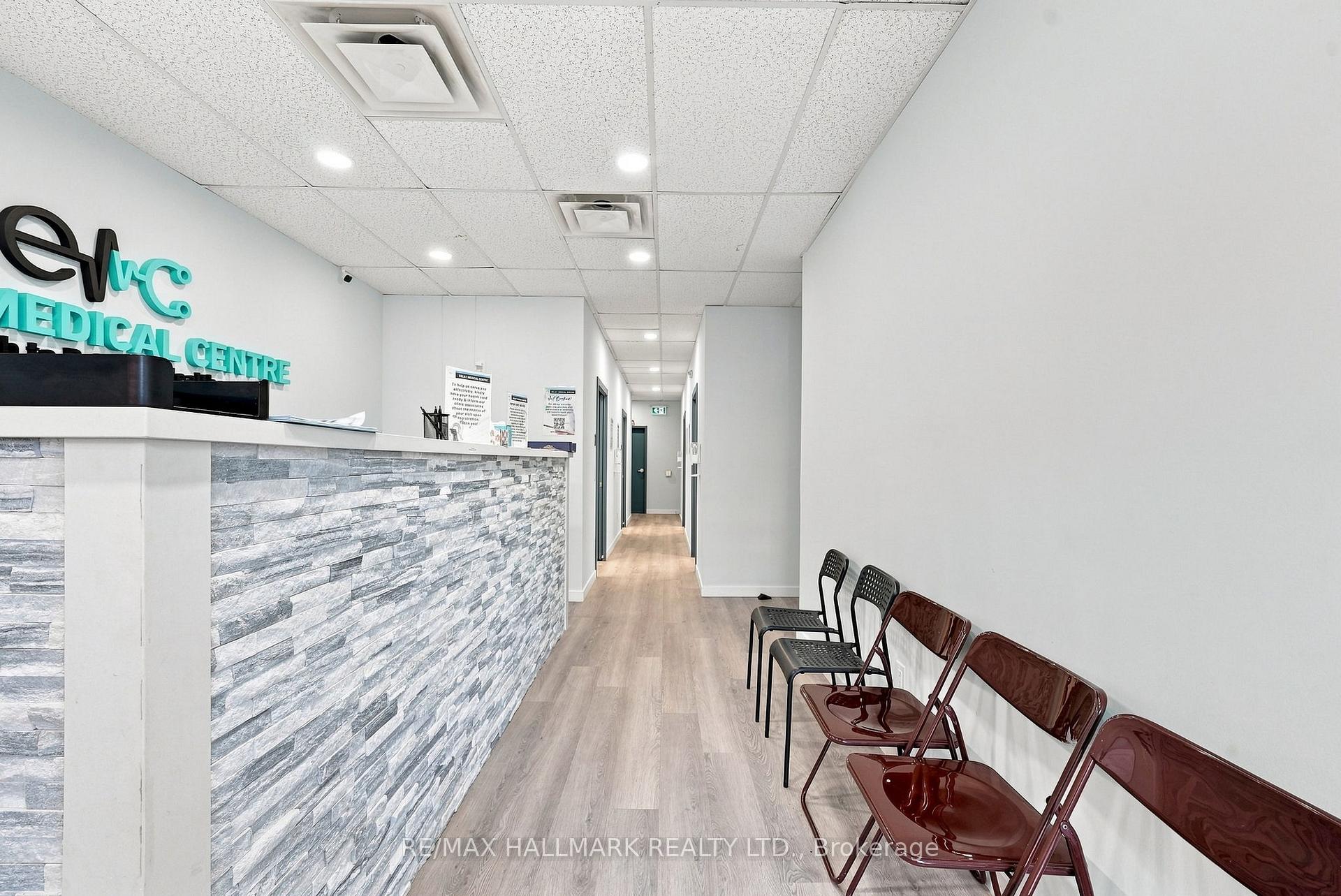 Photo 9 of 1487 Gerrard Street E, Toronto, Greenwood-Coxwell — HOMEH