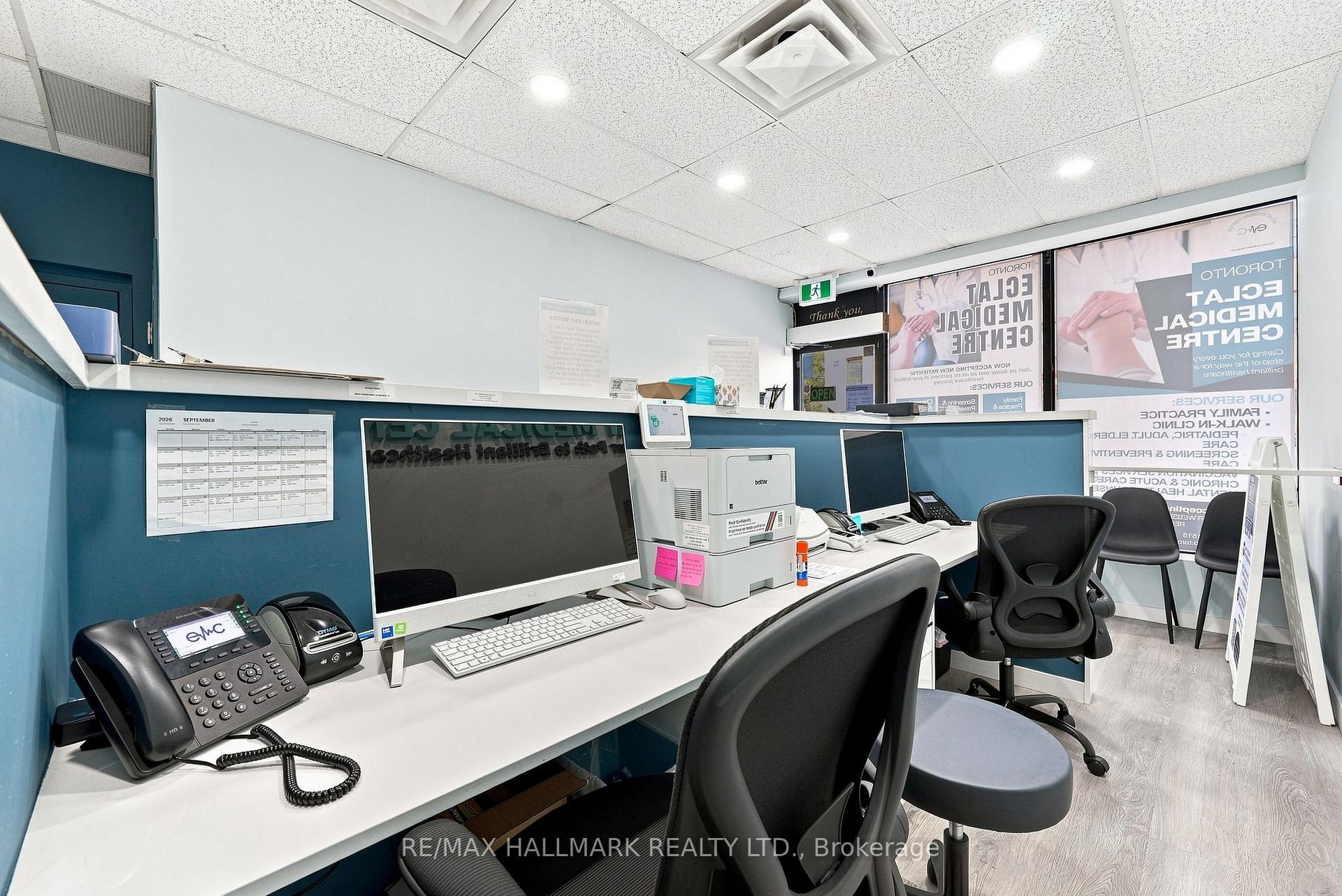 Photo 11 of 1487 Gerrard Street E, Toronto, Greenwood-Coxwell — HOMEH