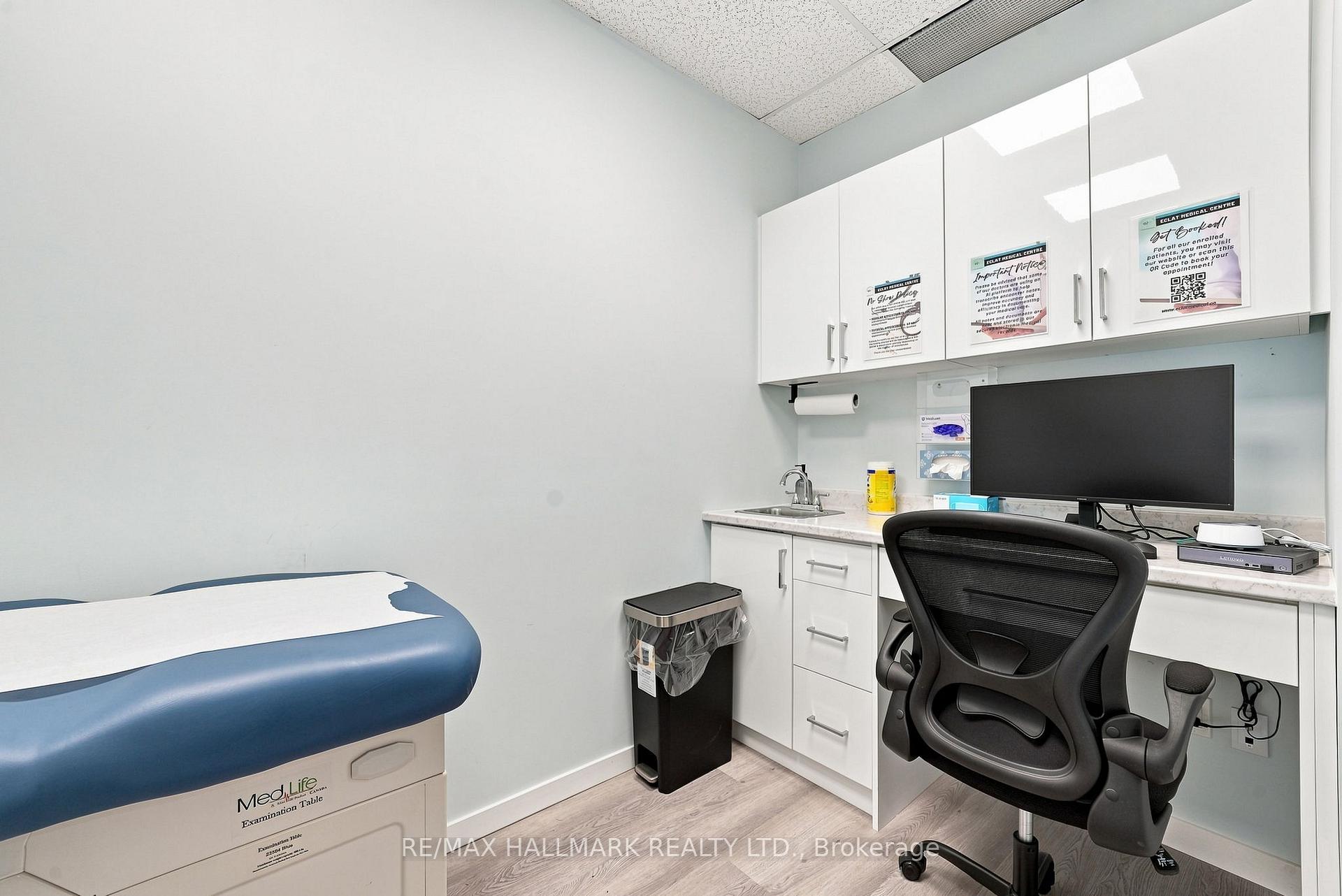 Photo 18 of 1487 Gerrard Street E, Toronto, Greenwood-Coxwell — HOMEH