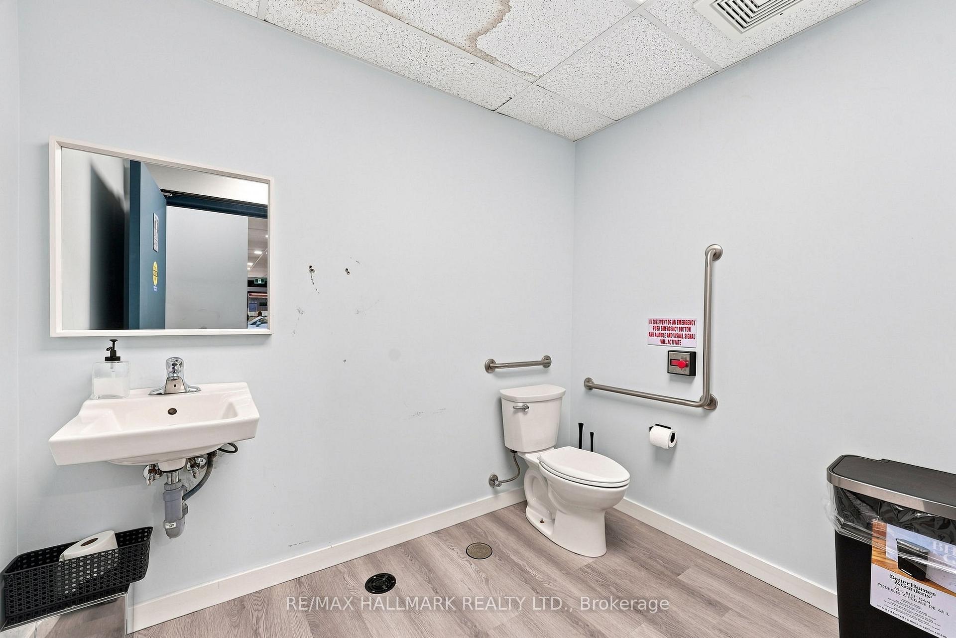 Photo 23 of 1487 Gerrard Street E, Toronto, Greenwood-Coxwell — HOMEH