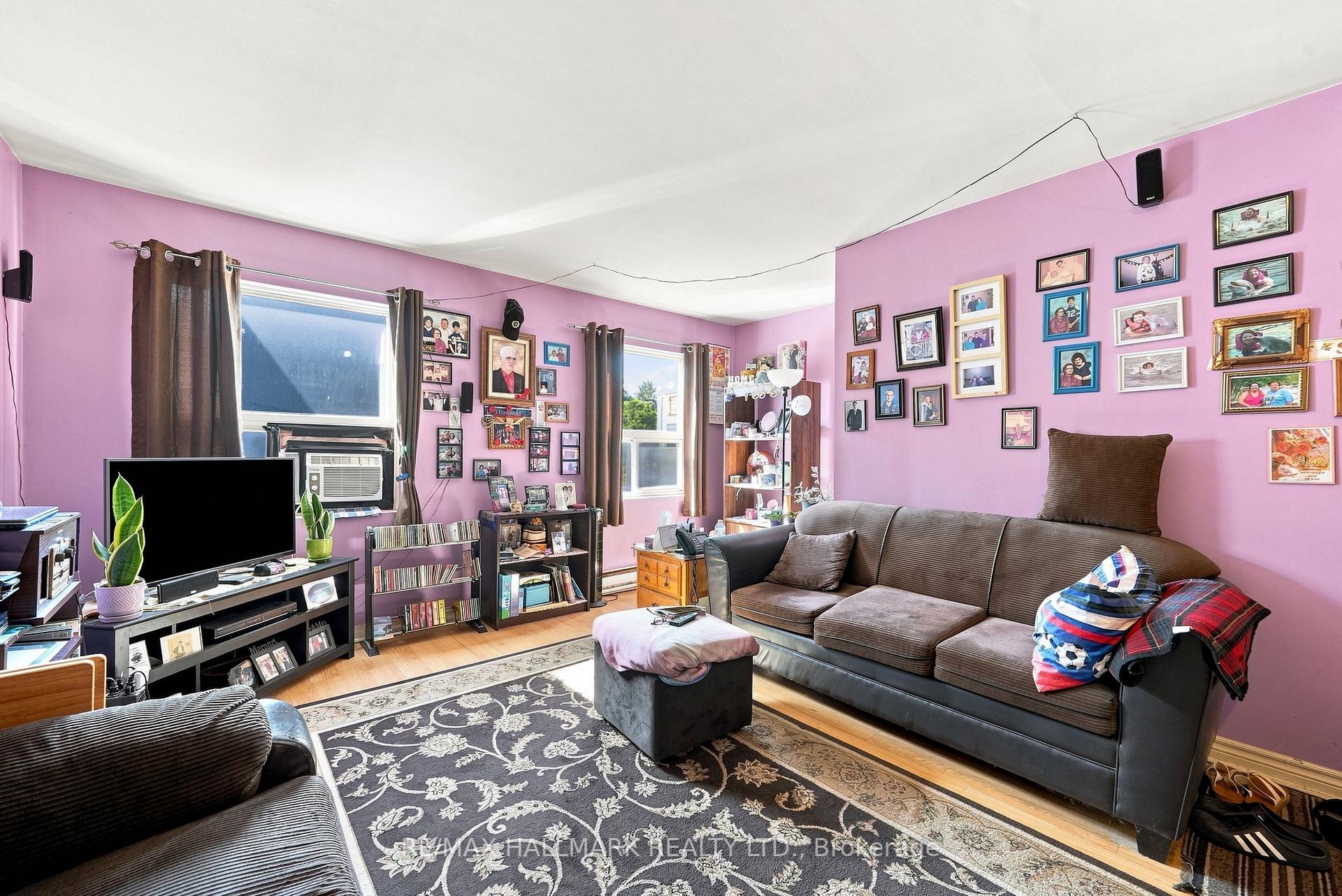 Photo 25 of 1487 Gerrard Street E, Toronto, Greenwood-Coxwell — HOMEH