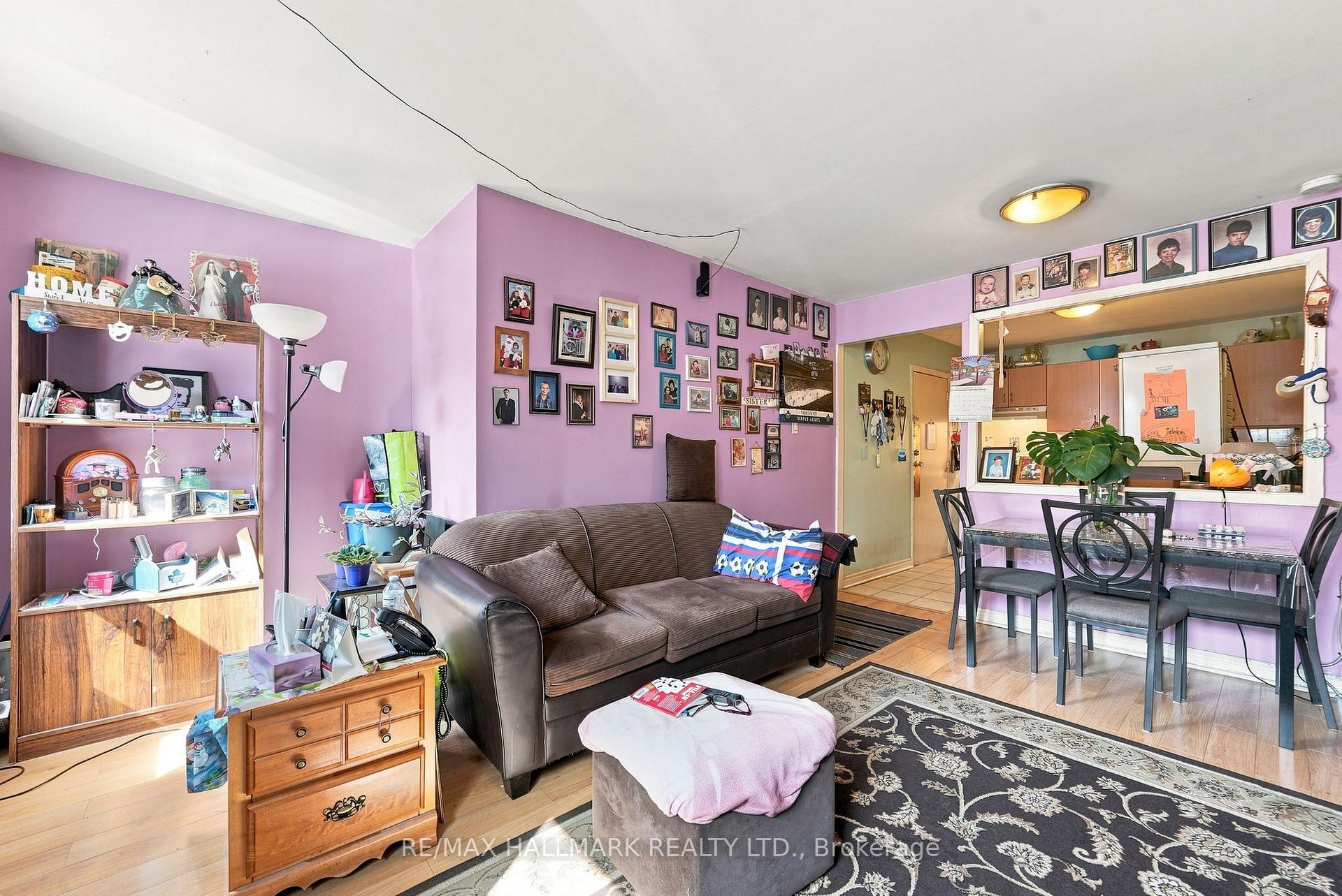 Photo 26 of 1487 Gerrard Street E, Toronto, Greenwood-Coxwell — HOMEH