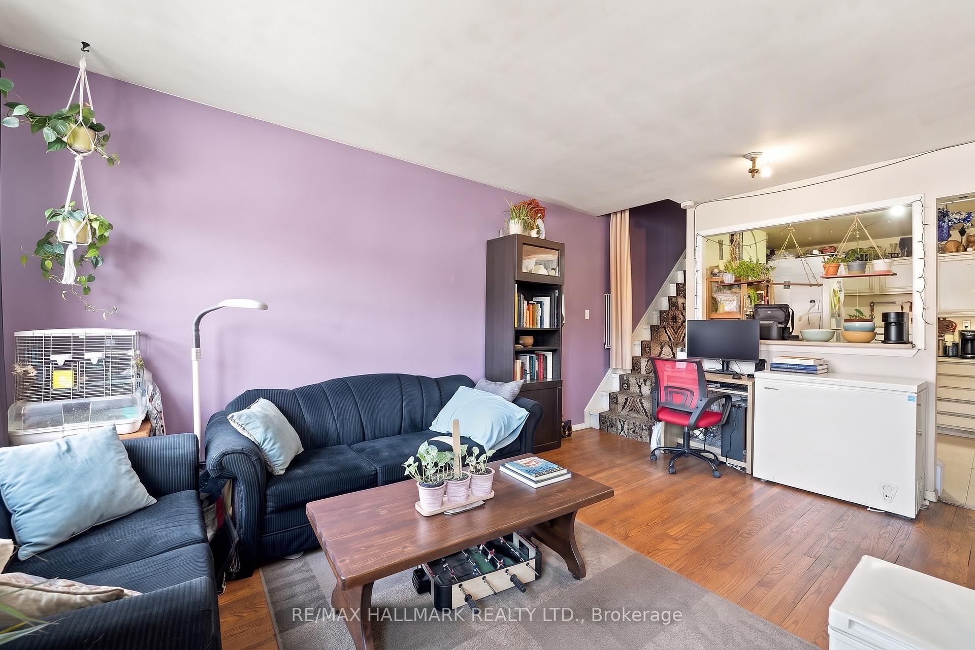 Photo 31 of 1487 Gerrard Street E, Toronto, Greenwood-Coxwell — HOMEH