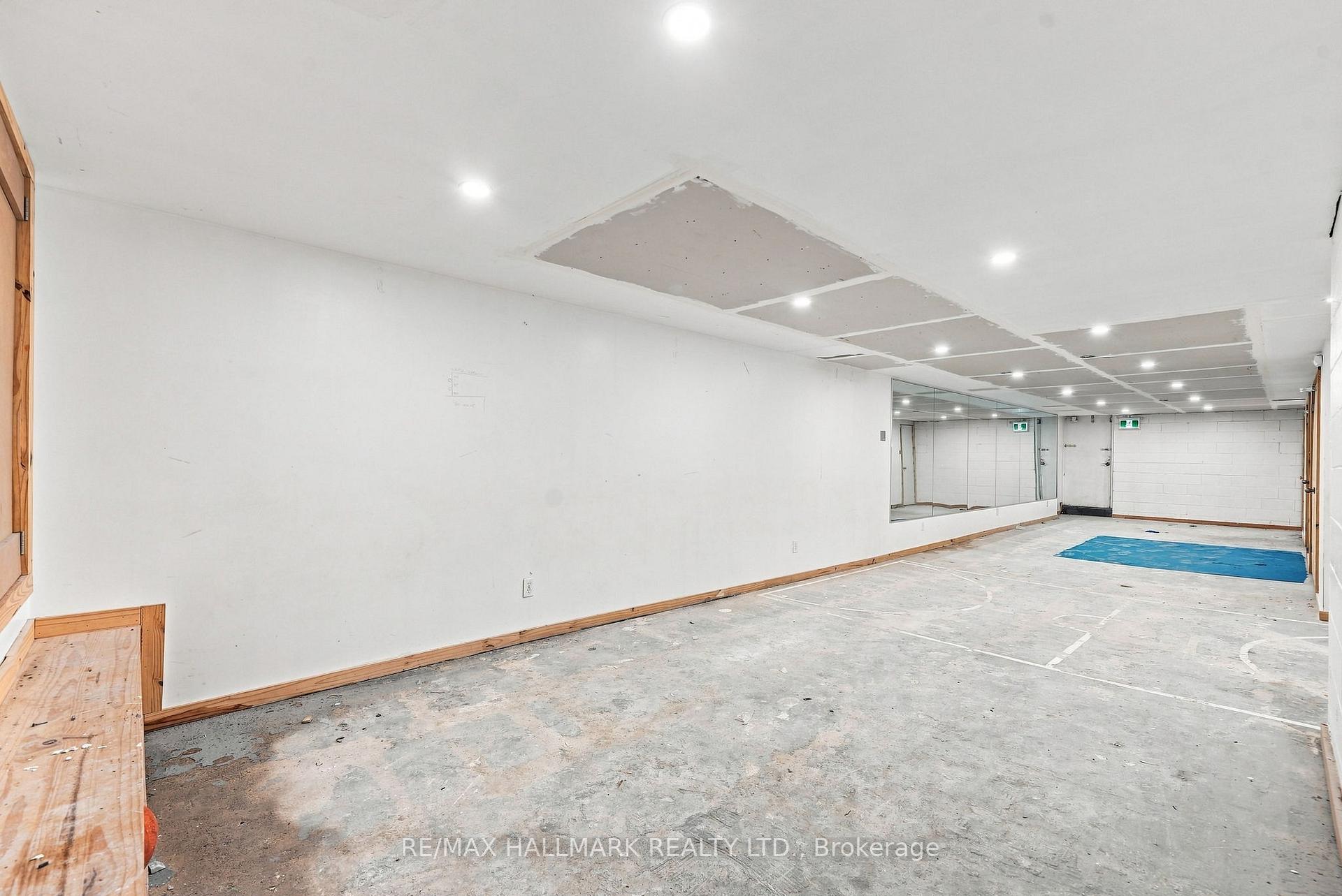Photo 34 of 1487 Gerrard Street E, Toronto, Greenwood-Coxwell — HOMEH