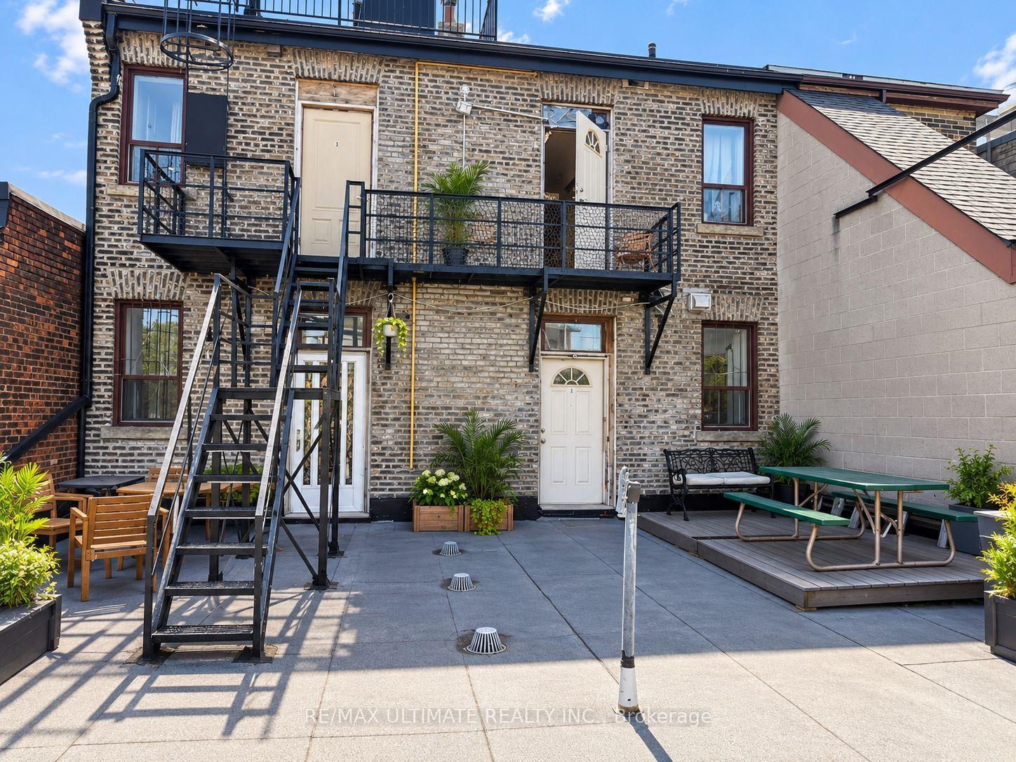 Photo 12 of 720-720A Queen Street E, Toronto, South Riverdale — HOMEH