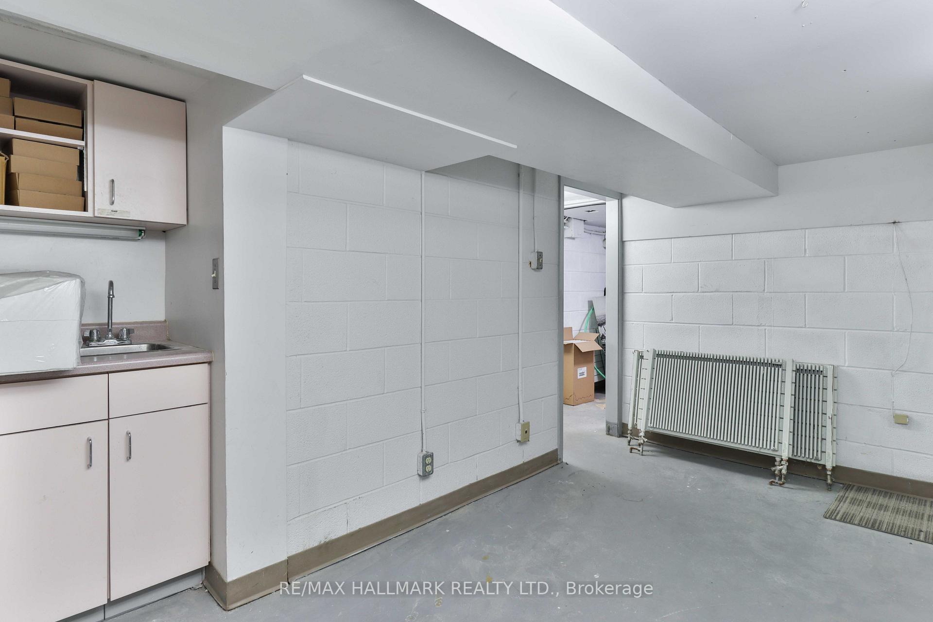 Photo 12 of 478 Cosburn Avenue, Toronto, East York — HOMEH