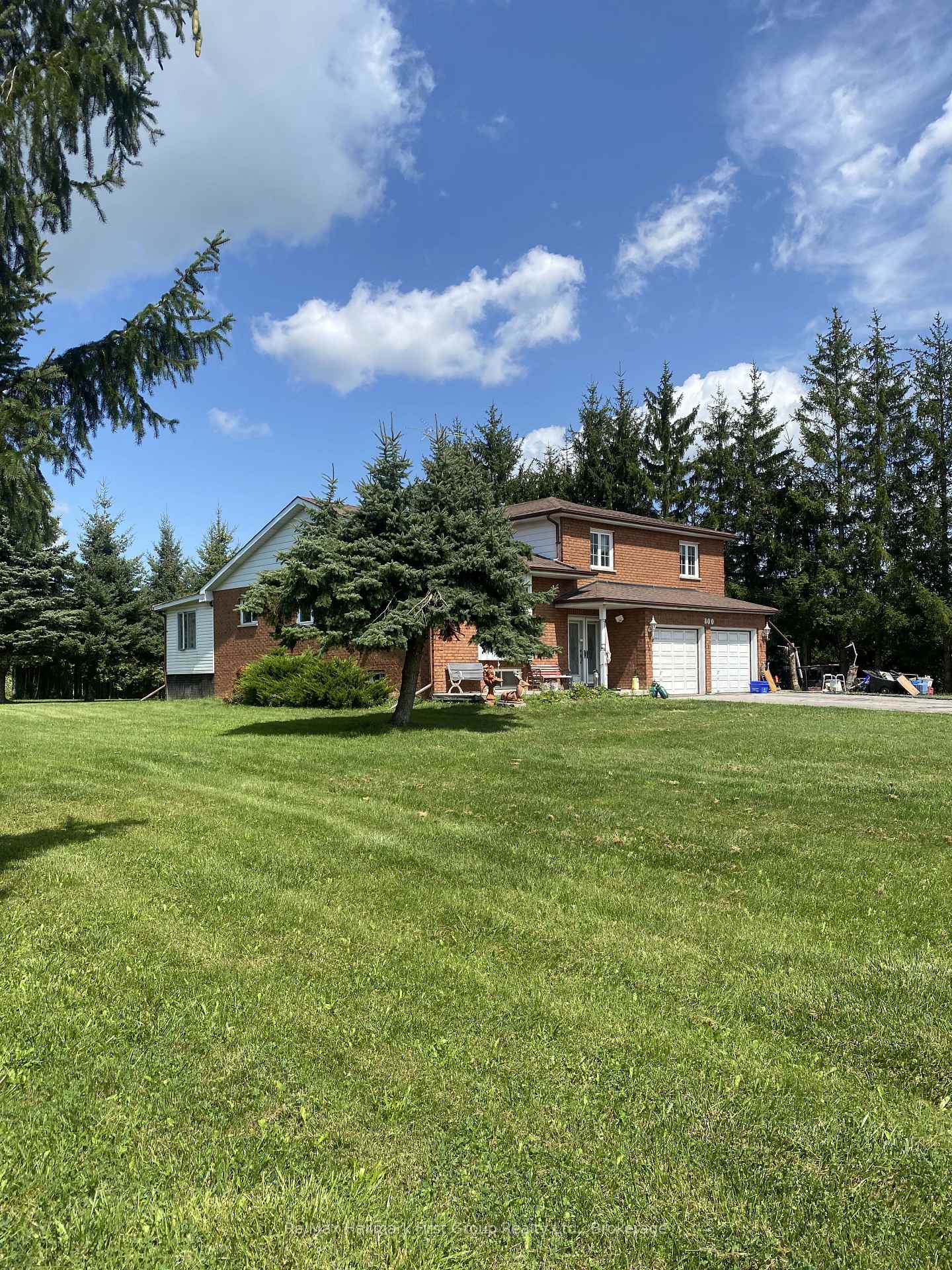 Photo 7 of 800 Conlin Road, Whitby, Rural Whitby — HOMEH