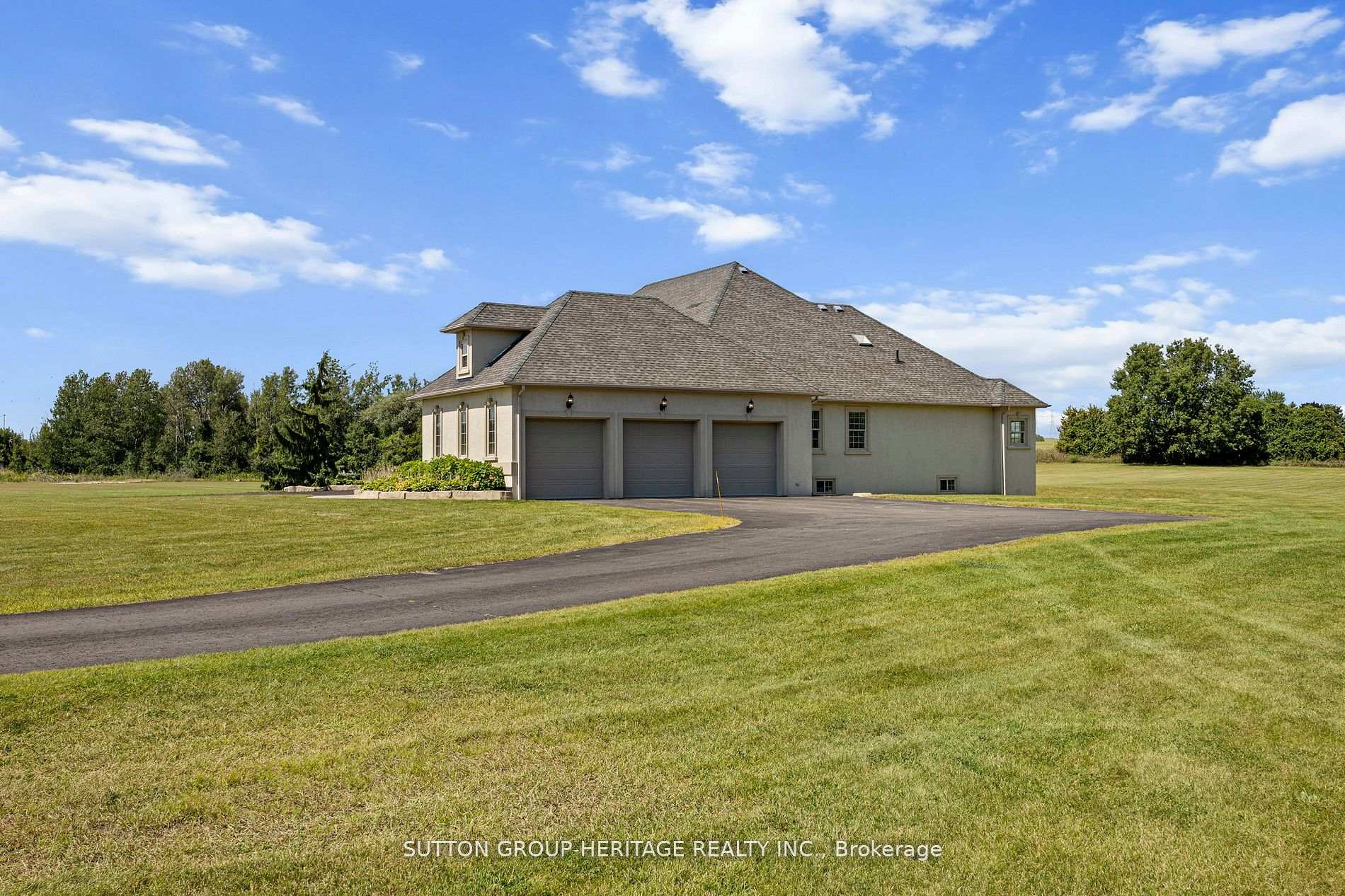 Photo 5 of 2100 Taunton Road, Clarington, Rural Clarington — HOMEH