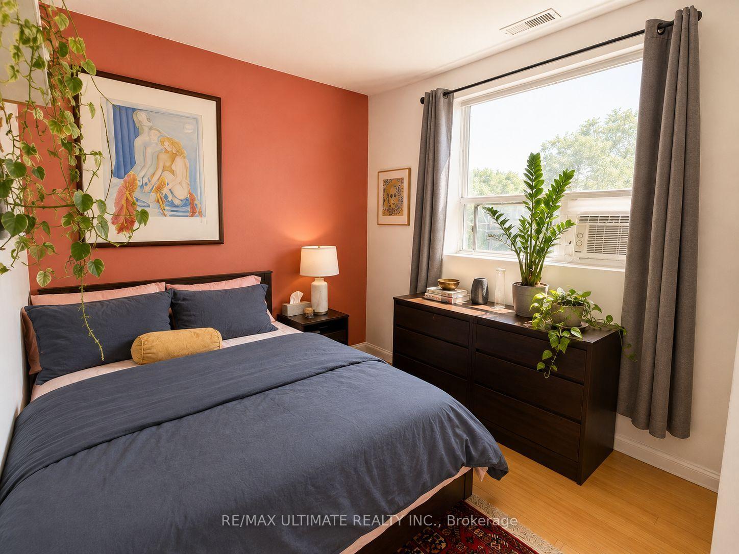 Photo 14 of 617 Gerrard Street E, Toronto, South Riverdale — HOMEH