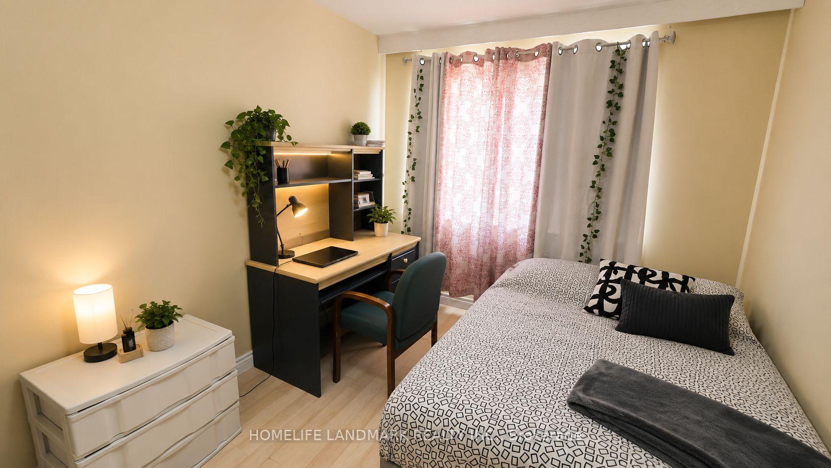 Photo 11 of 3226 Eglinton Avenue E, Scarborough, Scarborough Village — HOMEH