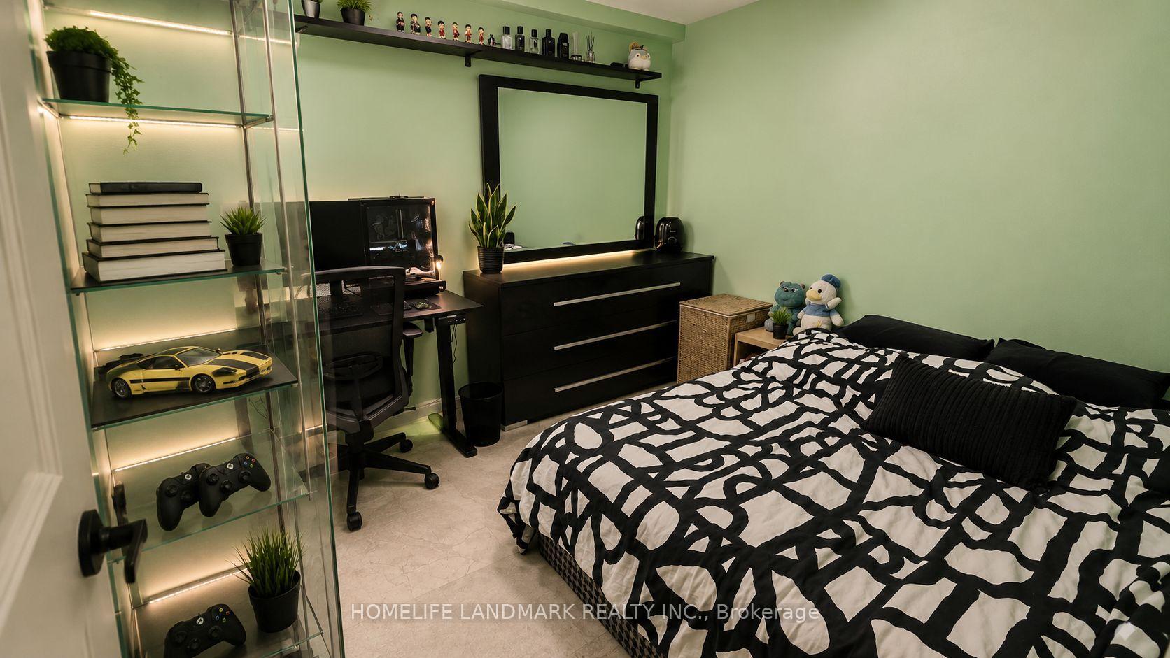 Photo 12 of 3226 Eglinton Avenue E, Scarborough, Scarborough Village — HOMEH
