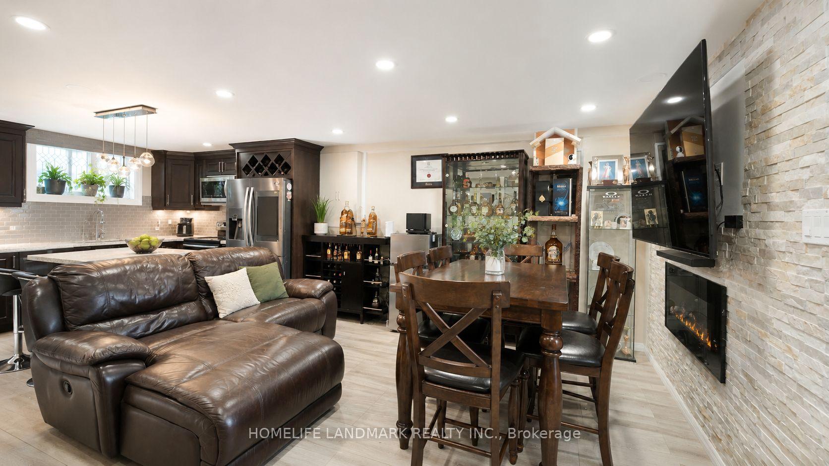 Photo 18 of 3226 Eglinton Avenue E, Scarborough, Scarborough Village — HOMEH