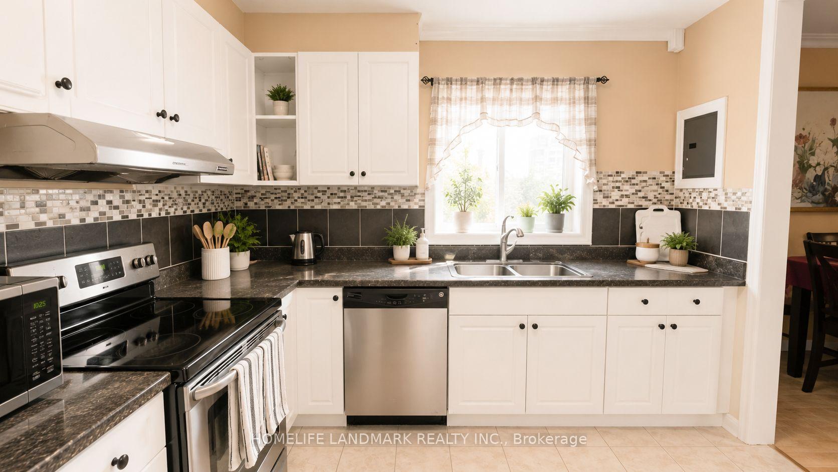 Photo 22 of 3226 Eglinton Avenue E, Scarborough, Scarborough Village — HOMEH