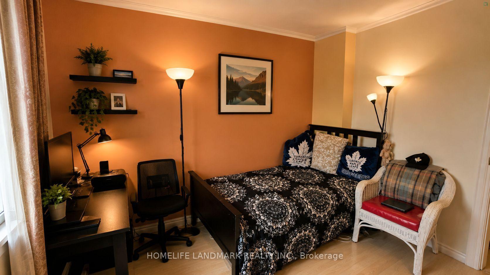 Photo 32 of 3226 Eglinton Avenue E, Scarborough, Scarborough Village — HOMEH