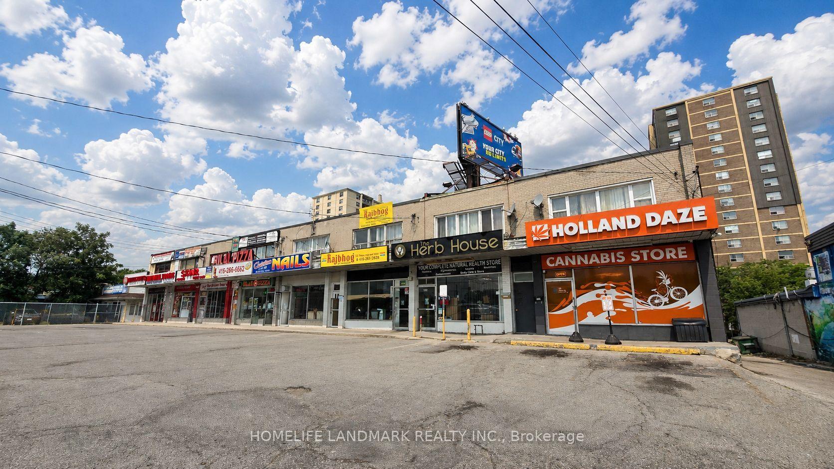 Photo 37 of 3226 Eglinton Avenue E, Scarborough, Scarborough Village — HOMEH