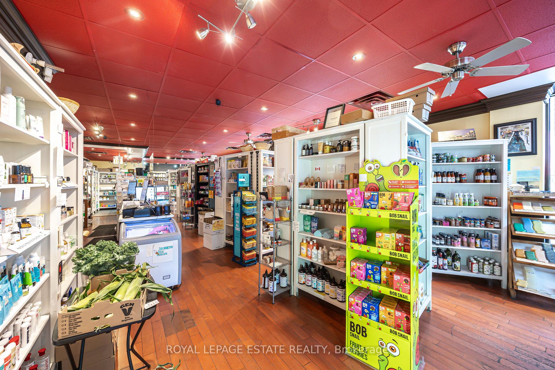 Photo 5 of 1450 Gerrard Street E, Toronto, Greenwood-Coxwell — HOMEH