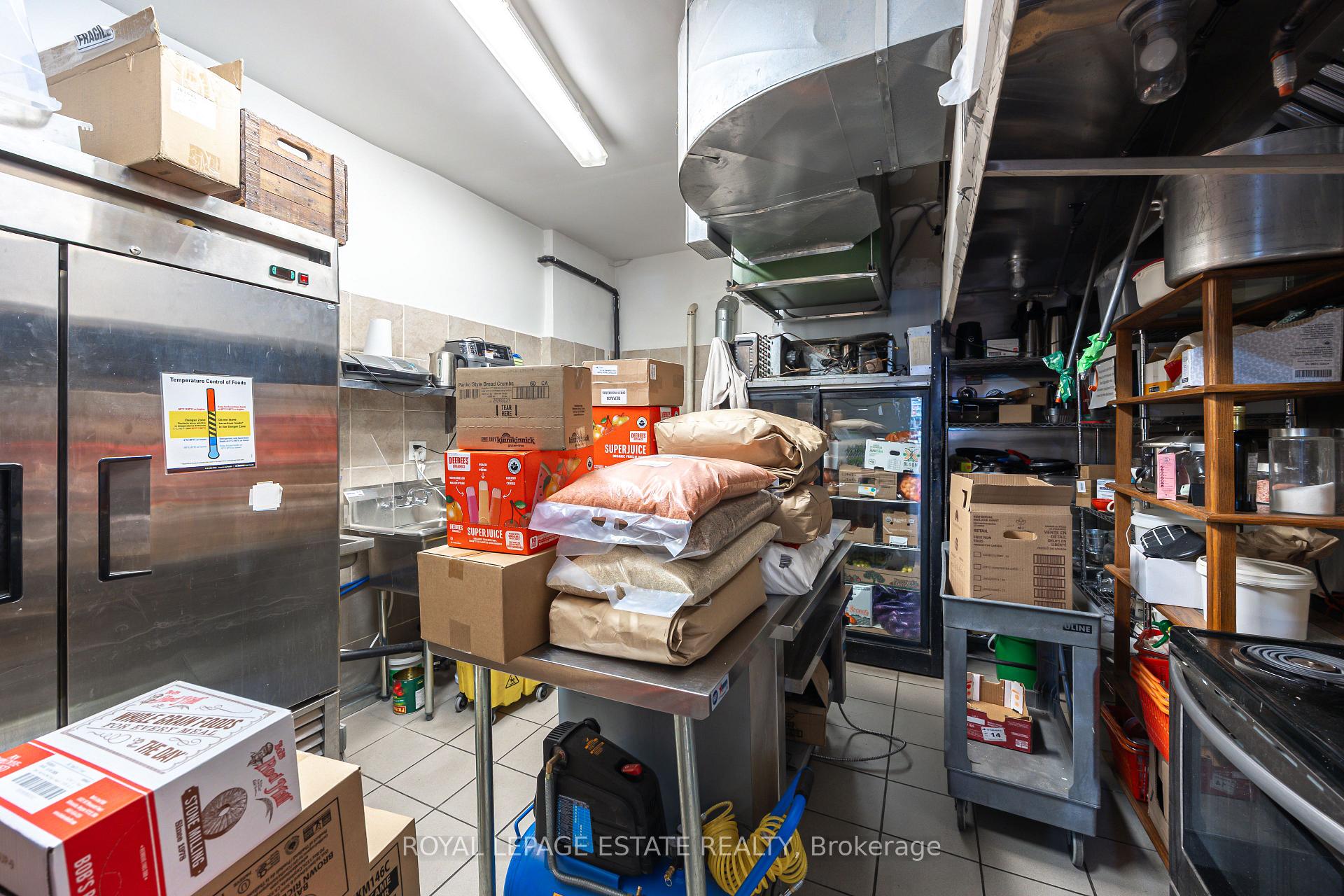 Photo 9 of 1450 Gerrard Street E, Toronto, Greenwood-Coxwell — HOMEH