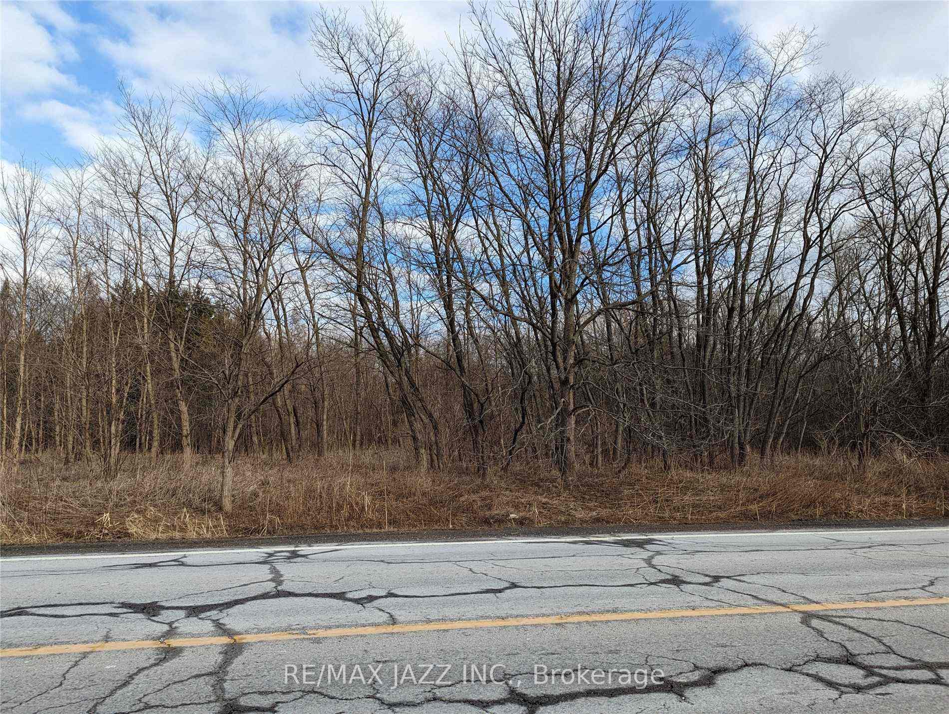 Photo 2 of 505 Townline Road N, Clarington, Courtice — HOMEH