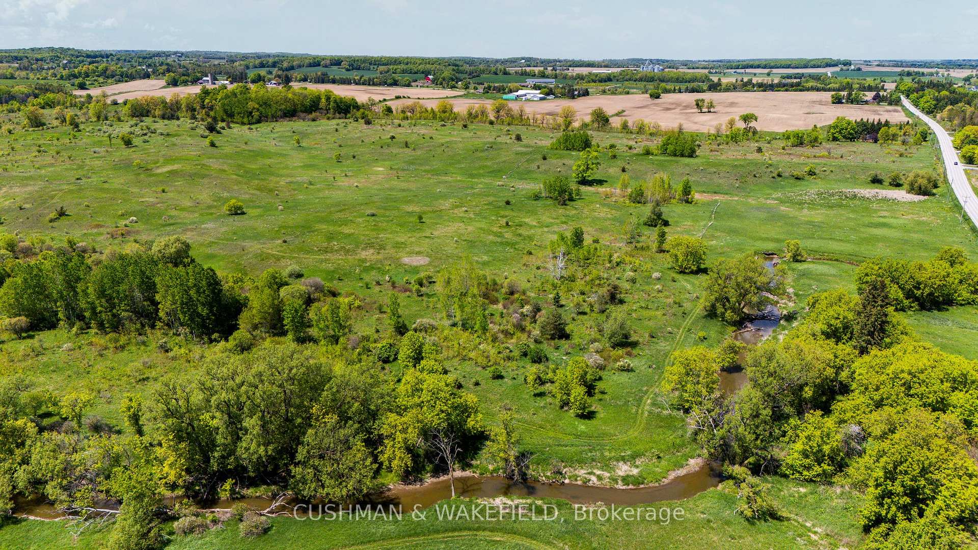 Photo 5 of 1052 Sideroad 20, New Tecumseth, Rural New Tecumseth — HOMEH