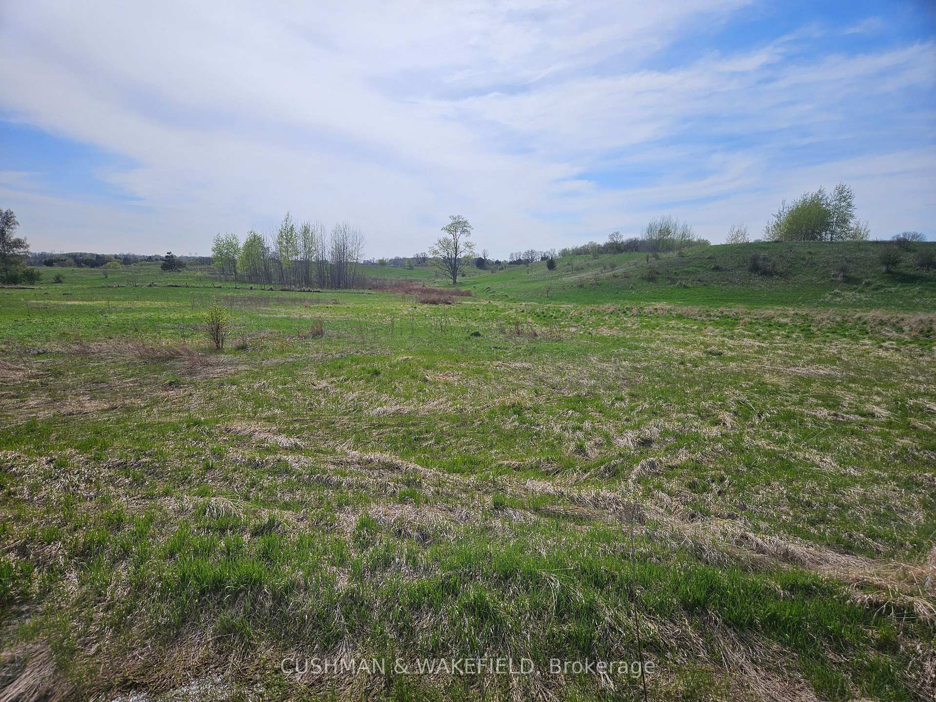 Photo 7 of 1052 Sideroad 20, New Tecumseth, Rural New Tecumseth — HOMEH