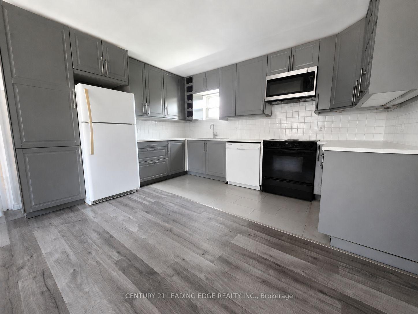 Photo 15 of 1035 Metro Road N, Georgina, Historic Lakeshore Communities — HOMEH