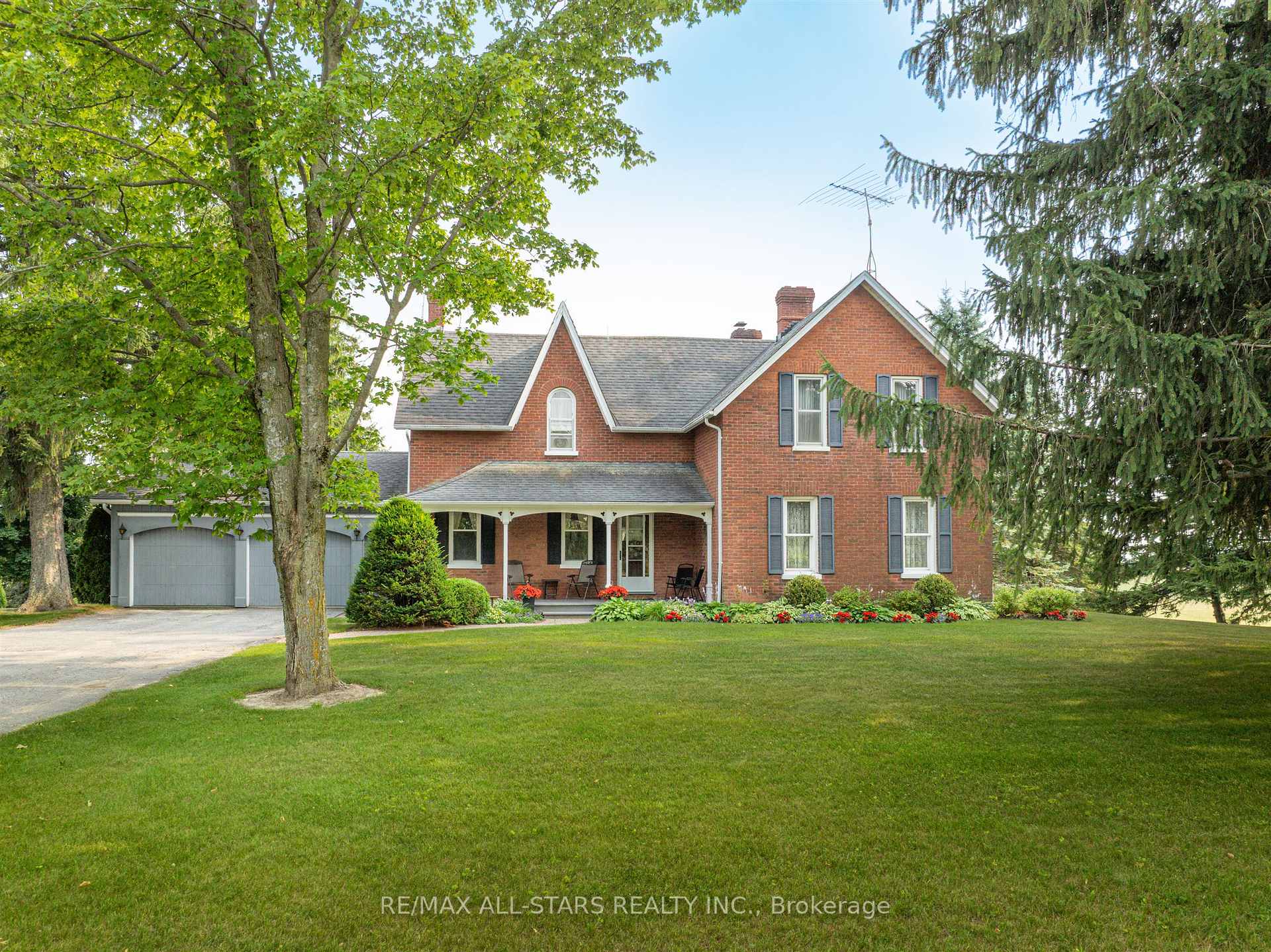 Photo 1 of 275 Webb Road, Uxbridge, Rural Uxbridge — HOMEH