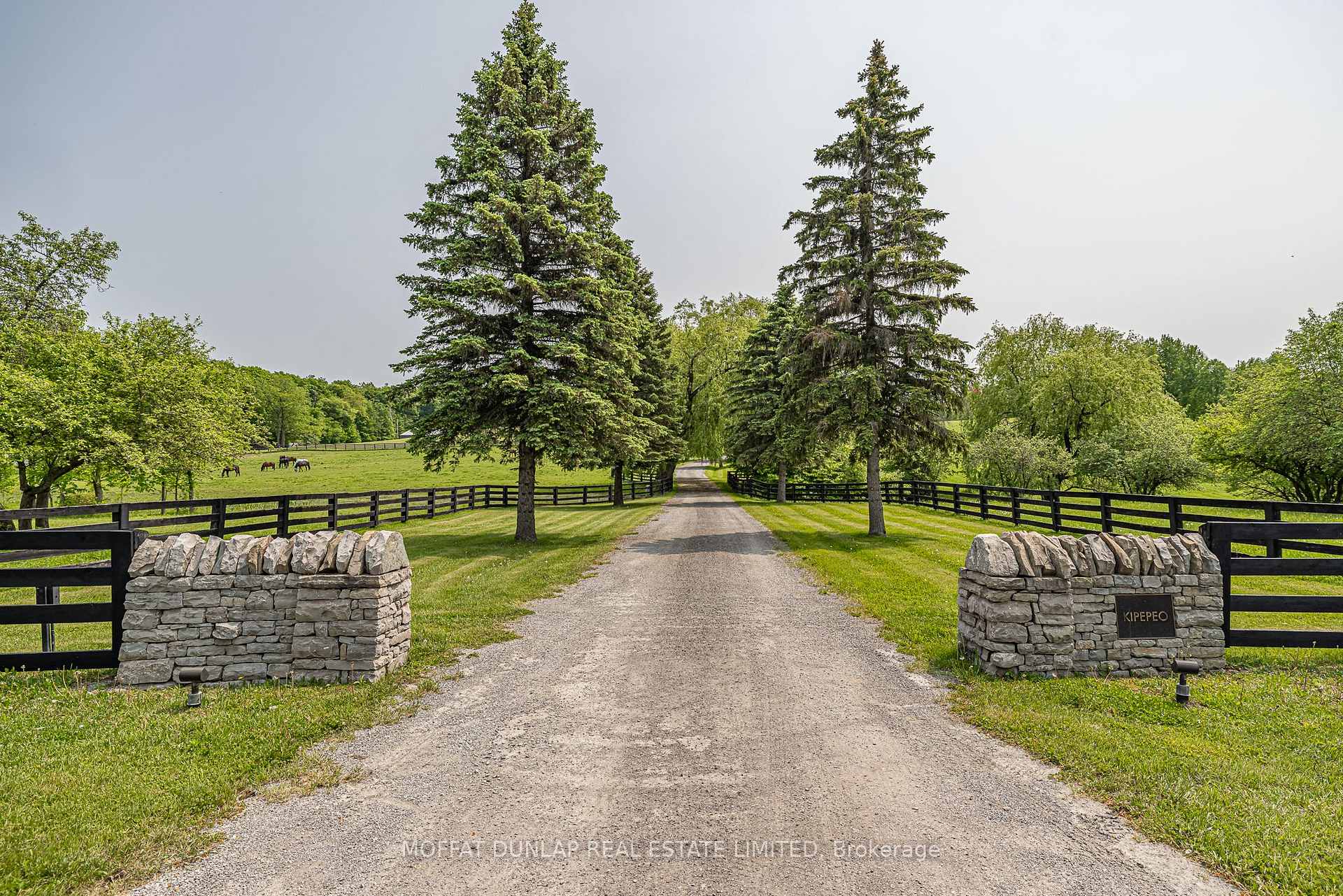 Photo 40 of 2065 19th Side Road, King, Rural King — HOMEH