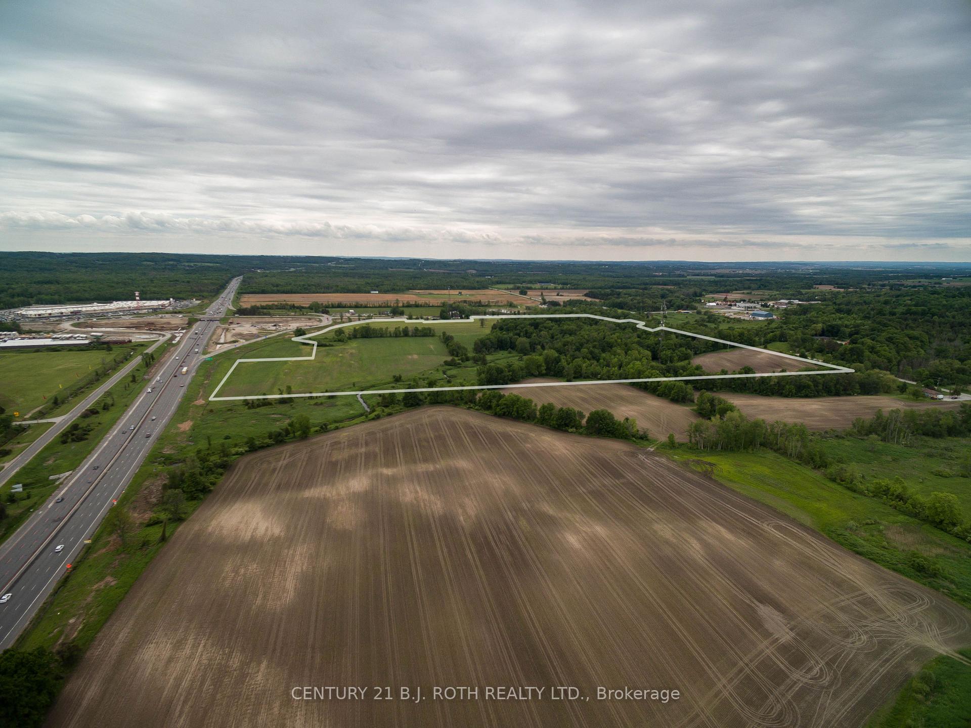 Photo 2 of 3584 Hwy 89, Innisfil, Rural Innisfil — HOMEH