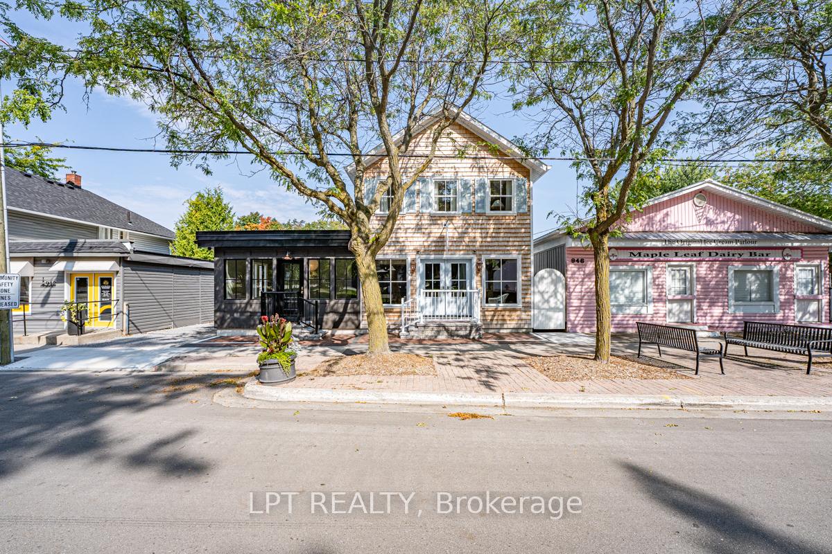 Photo 2 of 944 Lake Drive E, Georgina, Sutton & Jackson's Point — HOMEH