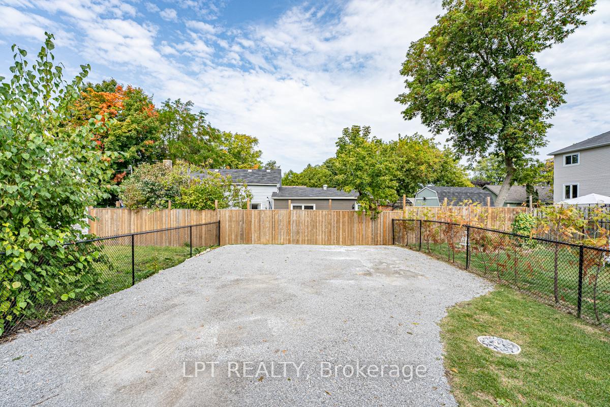 Photo 38 of 944 Lake Drive E, Georgina, Sutton & Jackson's Point — HOMEH