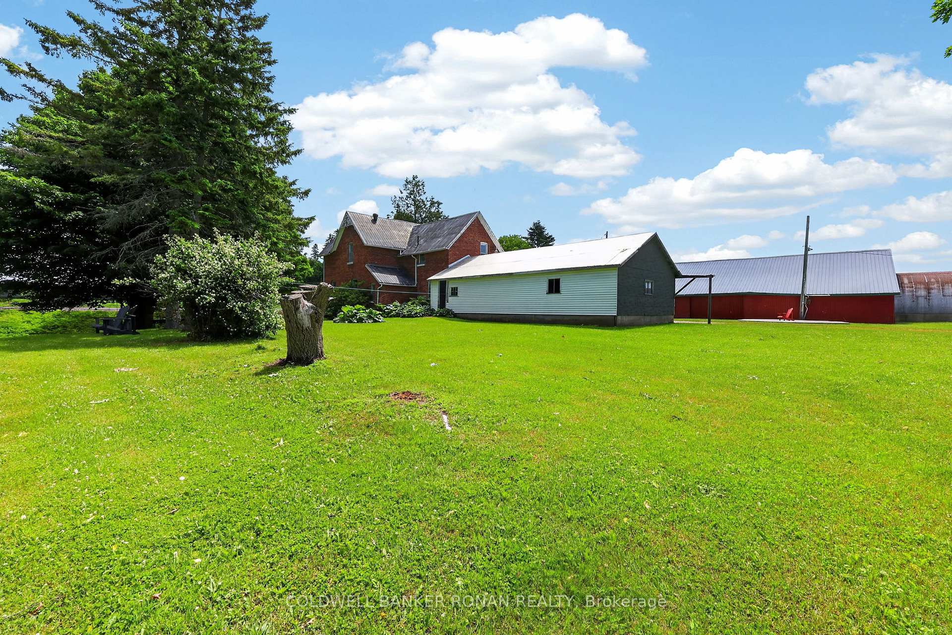 Photo 43 of 8562/8587 6th Line, Essa, Rural Essa — HOMEH