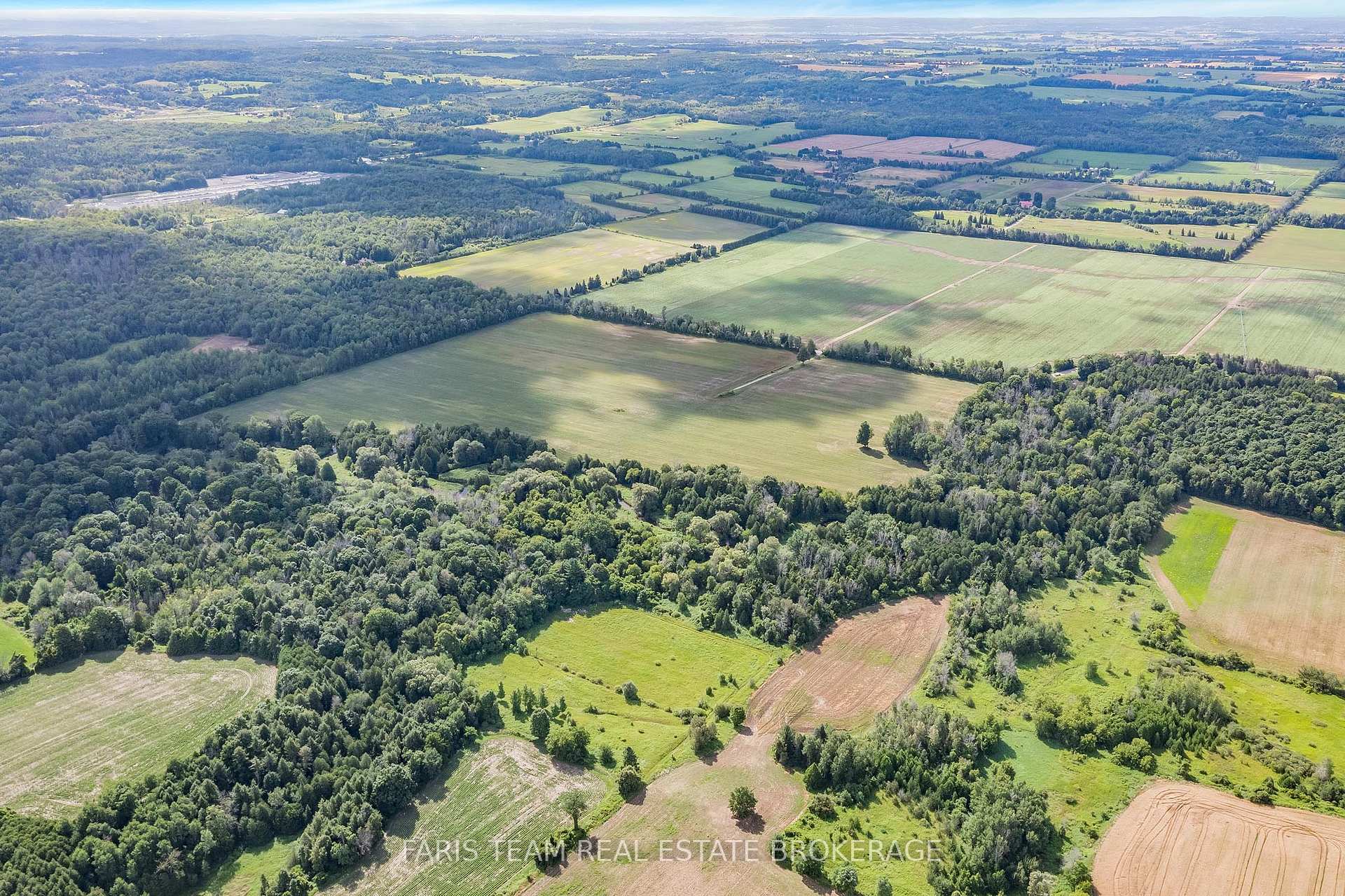 Photo 8 of 4065 15th Line, Innisfil, Rural Innisfil — HOMEH
