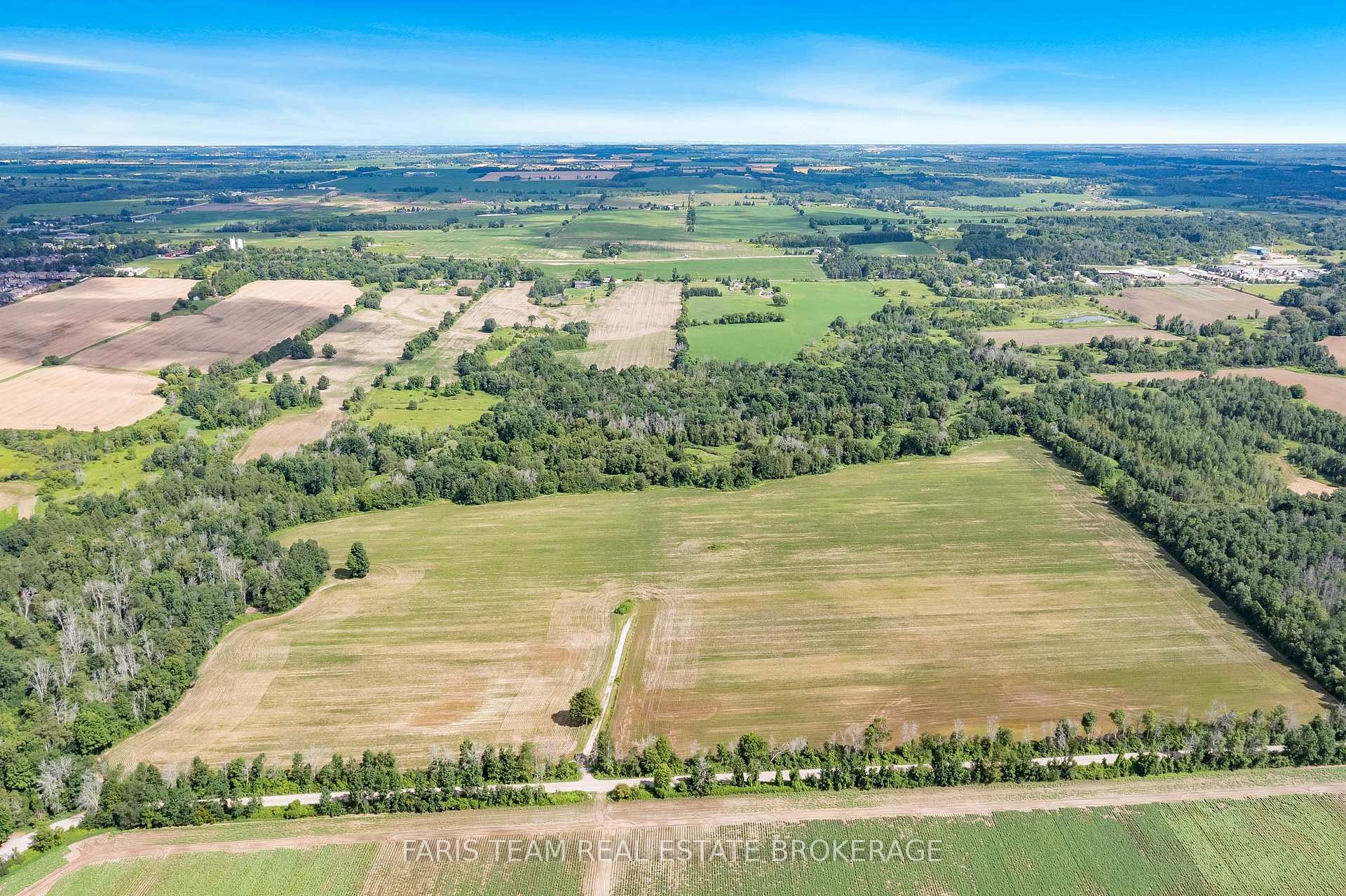 Photo 9 of 4065 15th Line, Innisfil, Rural Innisfil — HOMEH