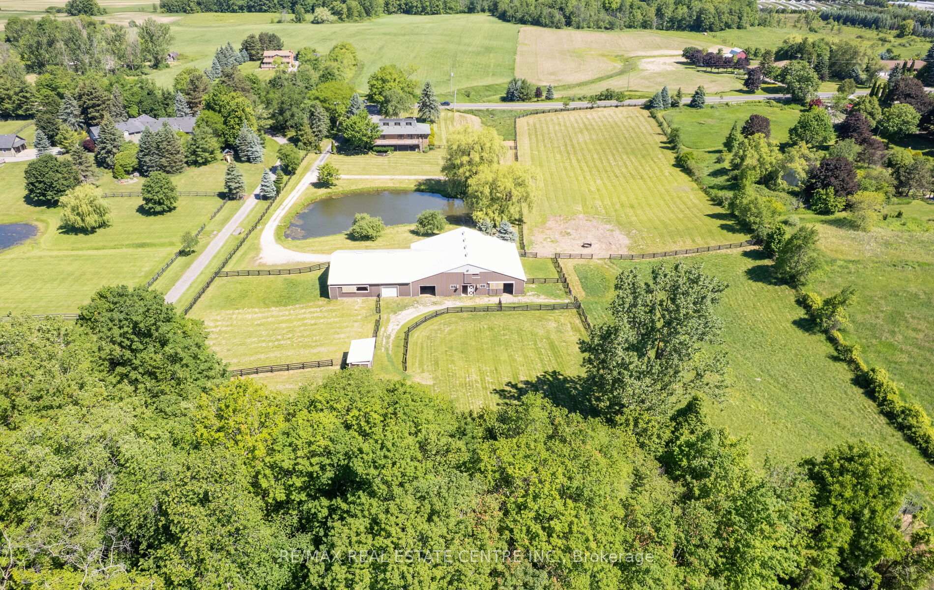 Photo 2 of 6375 17th Sideroad, King, Rural King — HOMEH
