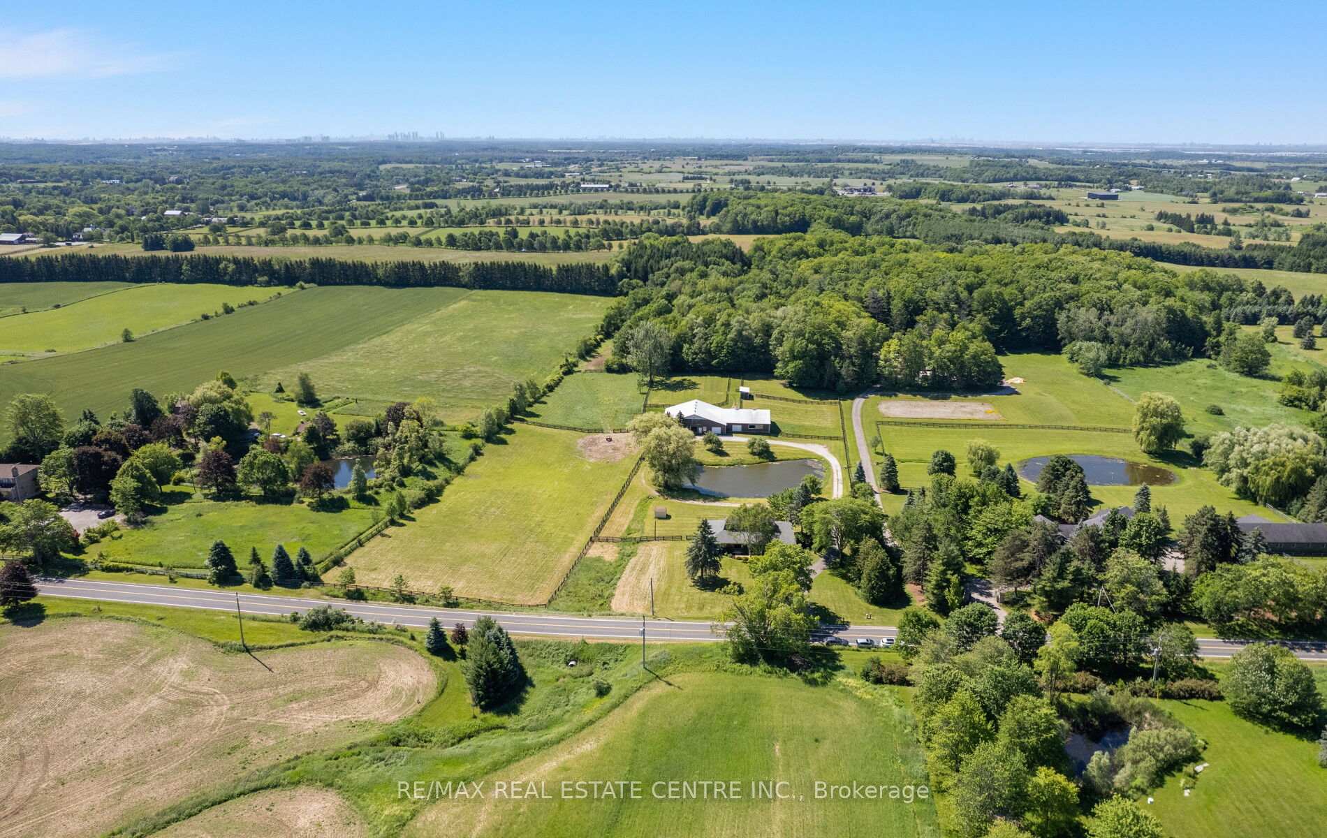 Photo 5 of 6375 17th Sideroad, King, Rural King — HOMEH