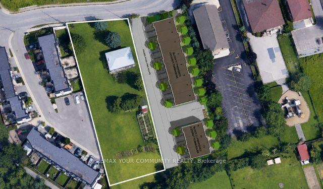 Photo 1 of 225 16th Avenue, Richmond Hill, Langstaff — HOMEH
